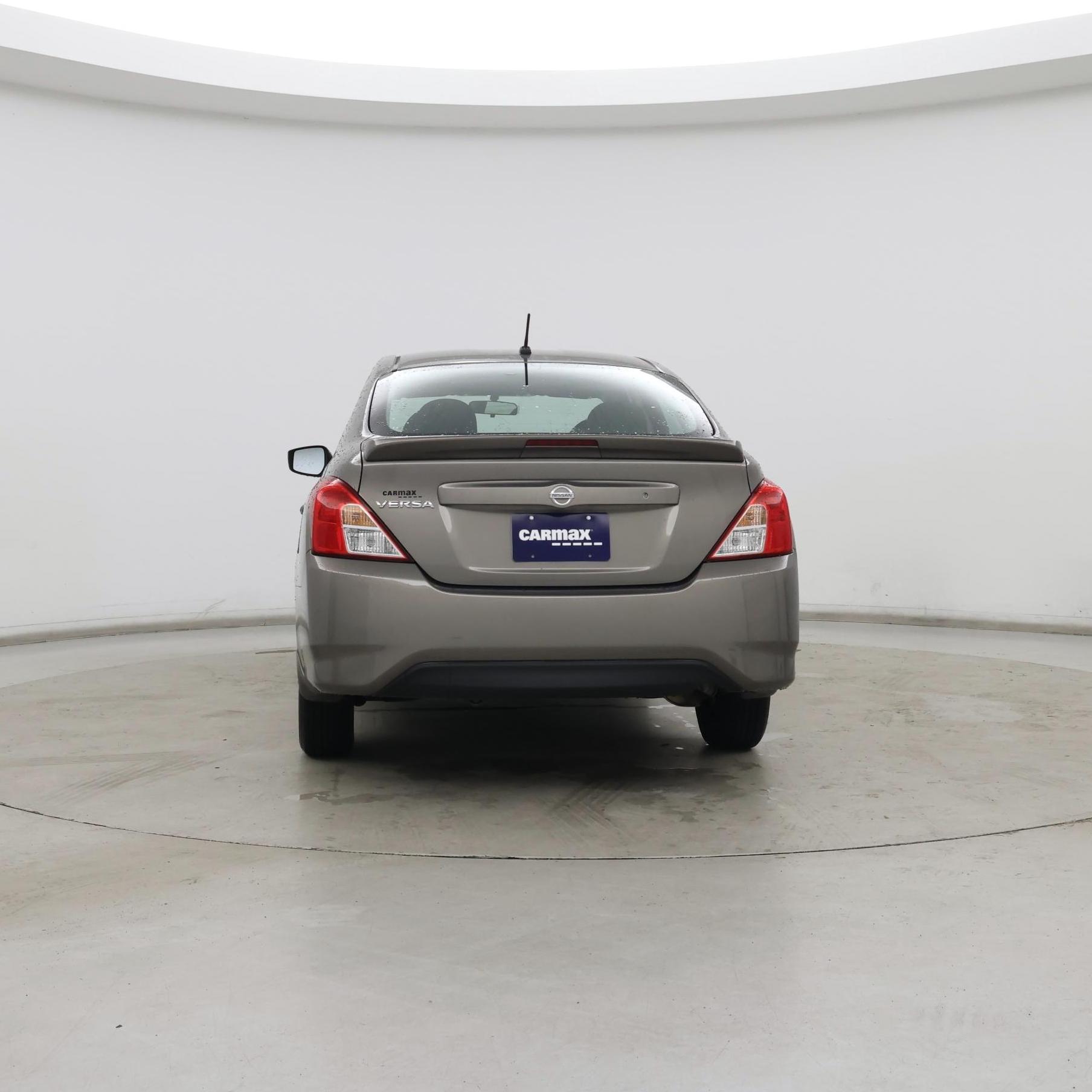 Thumbnail: 2016 Nissan Versa - 6