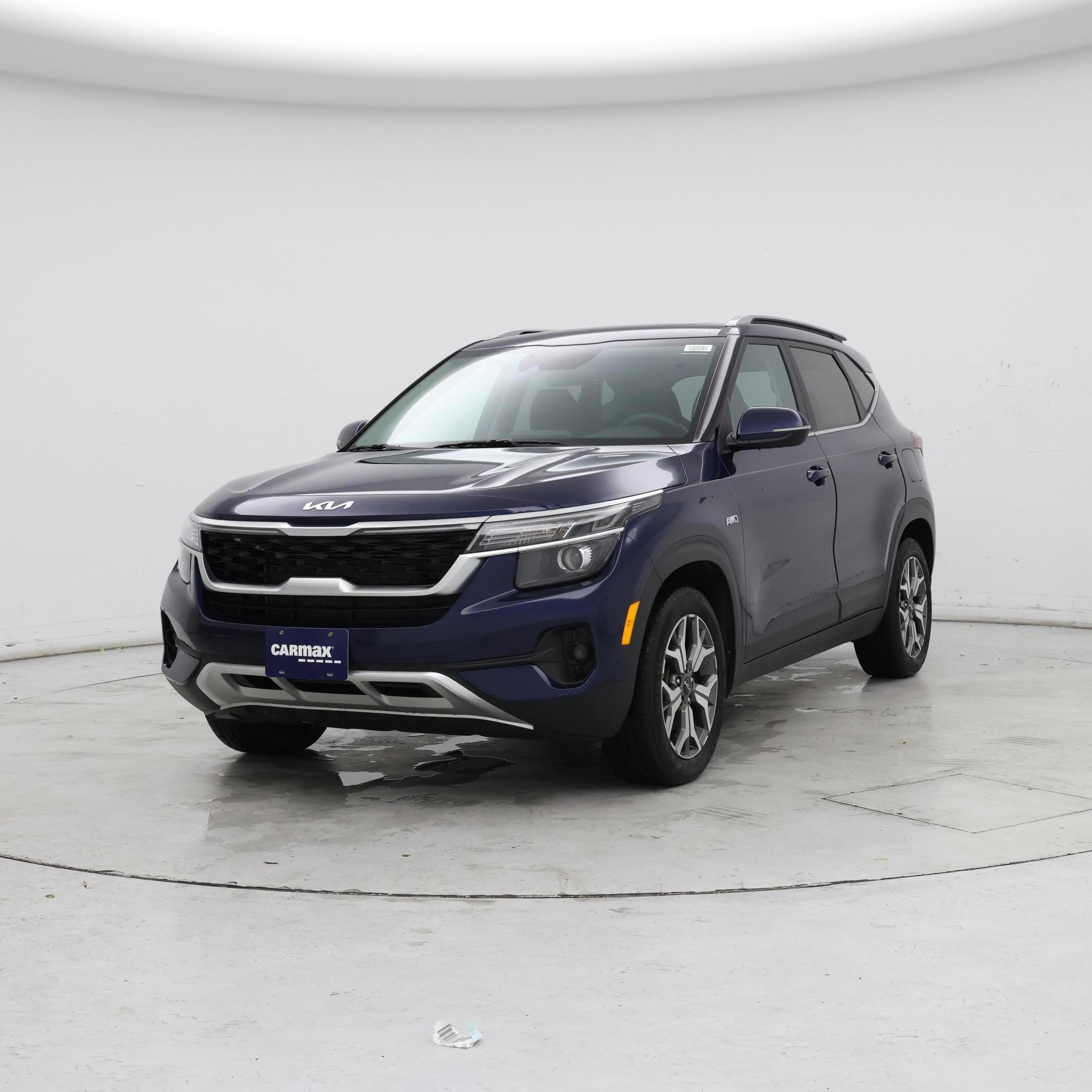 Thumbnail: 2022 Kia Seltos - 4