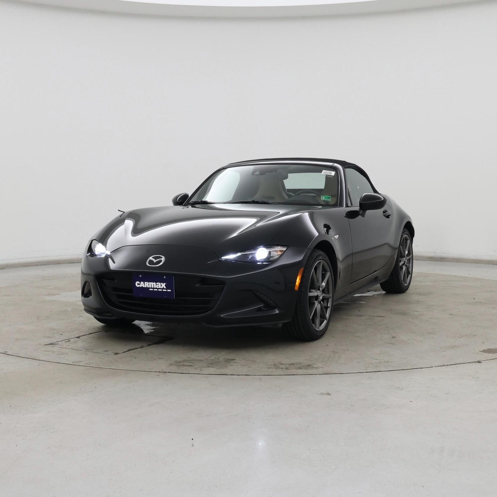 Thumbnail: 2016 Mazda MX-5 Miata - 4