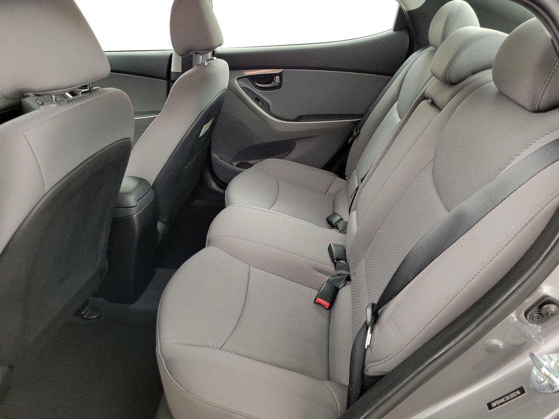 Thumbnail: 2013 Hyundai Elantra - 18