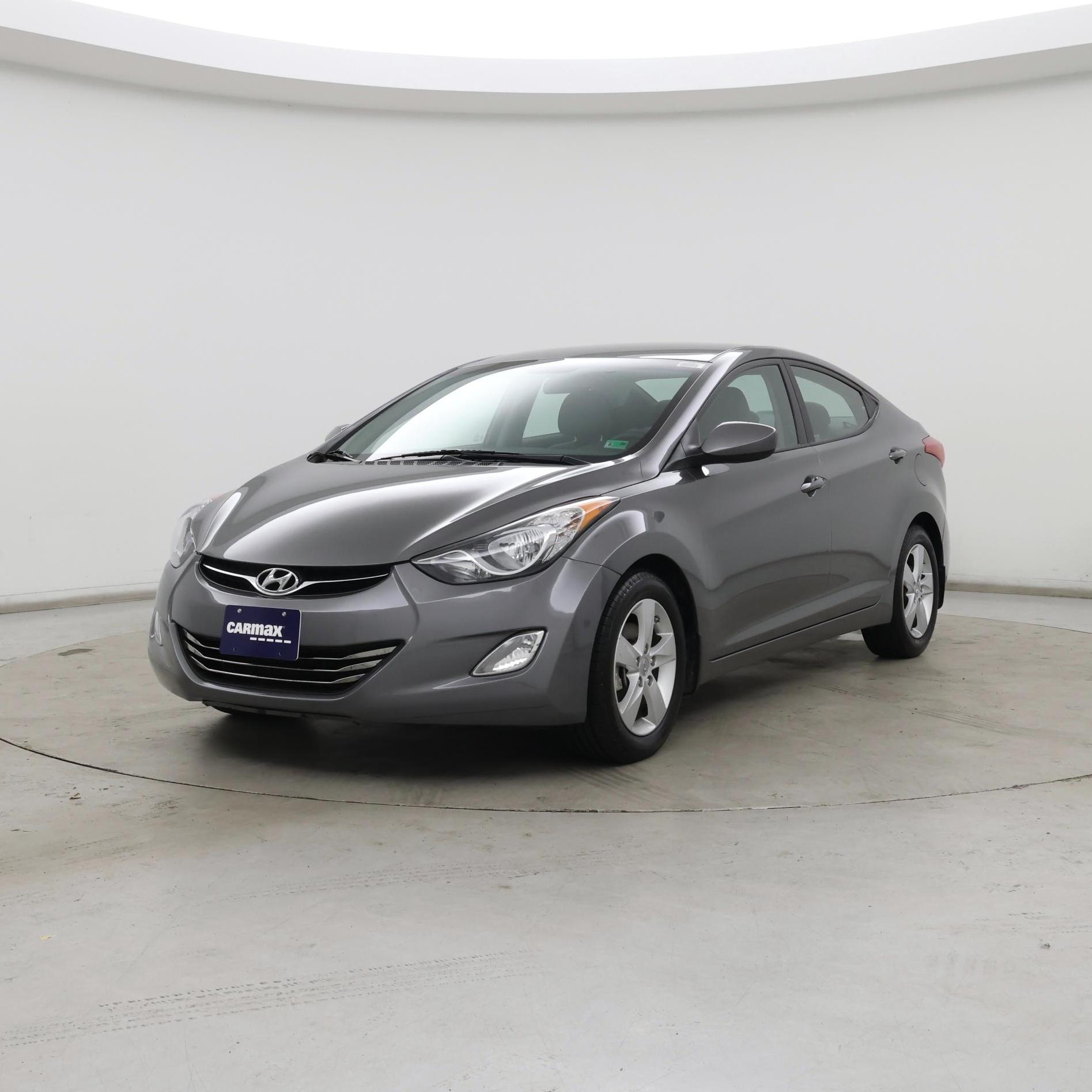 Thumbnail: 2013 Hyundai Elantra - 4