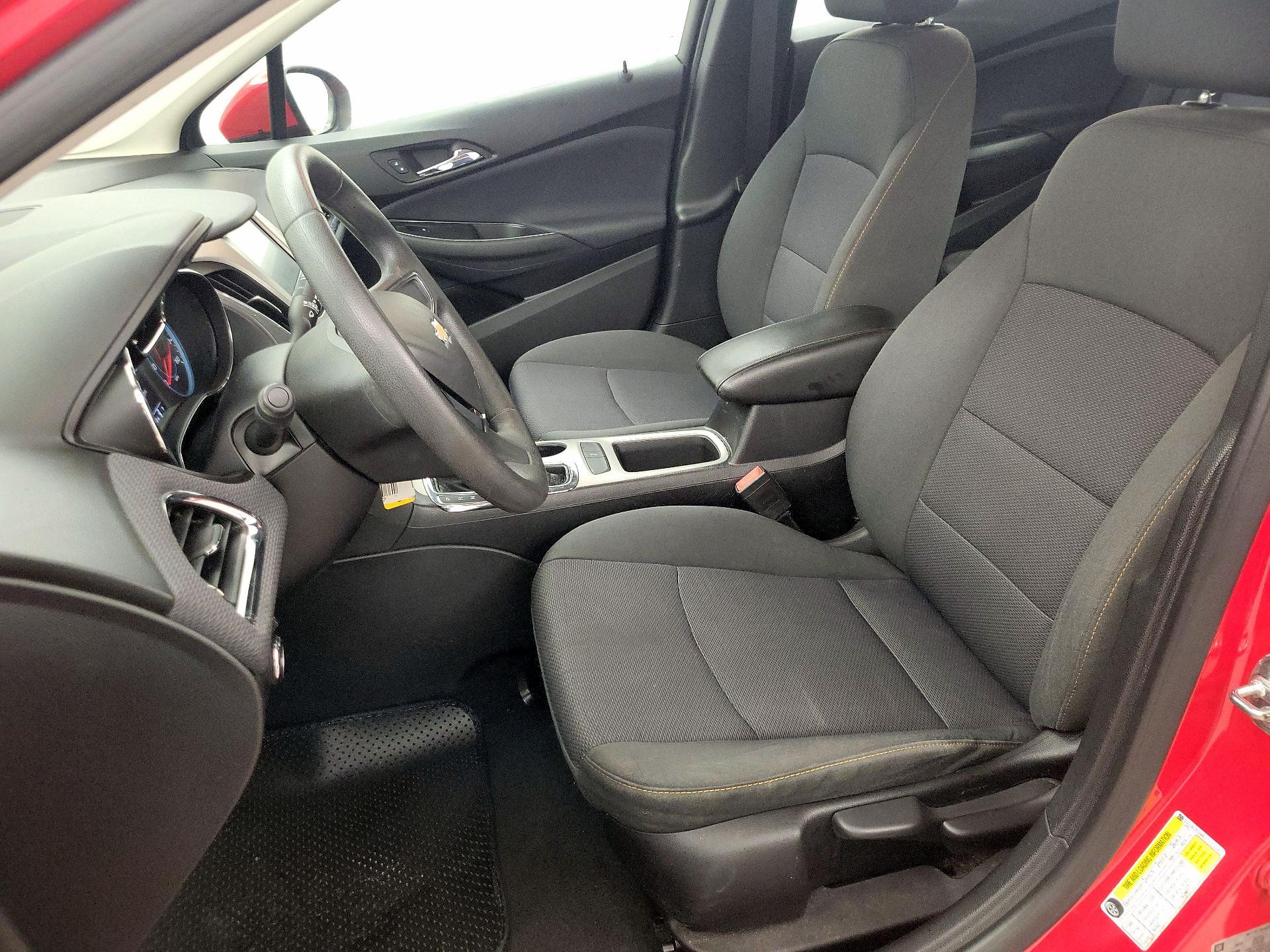 Thumbnail: 2018 Chevrolet Cruze - 11