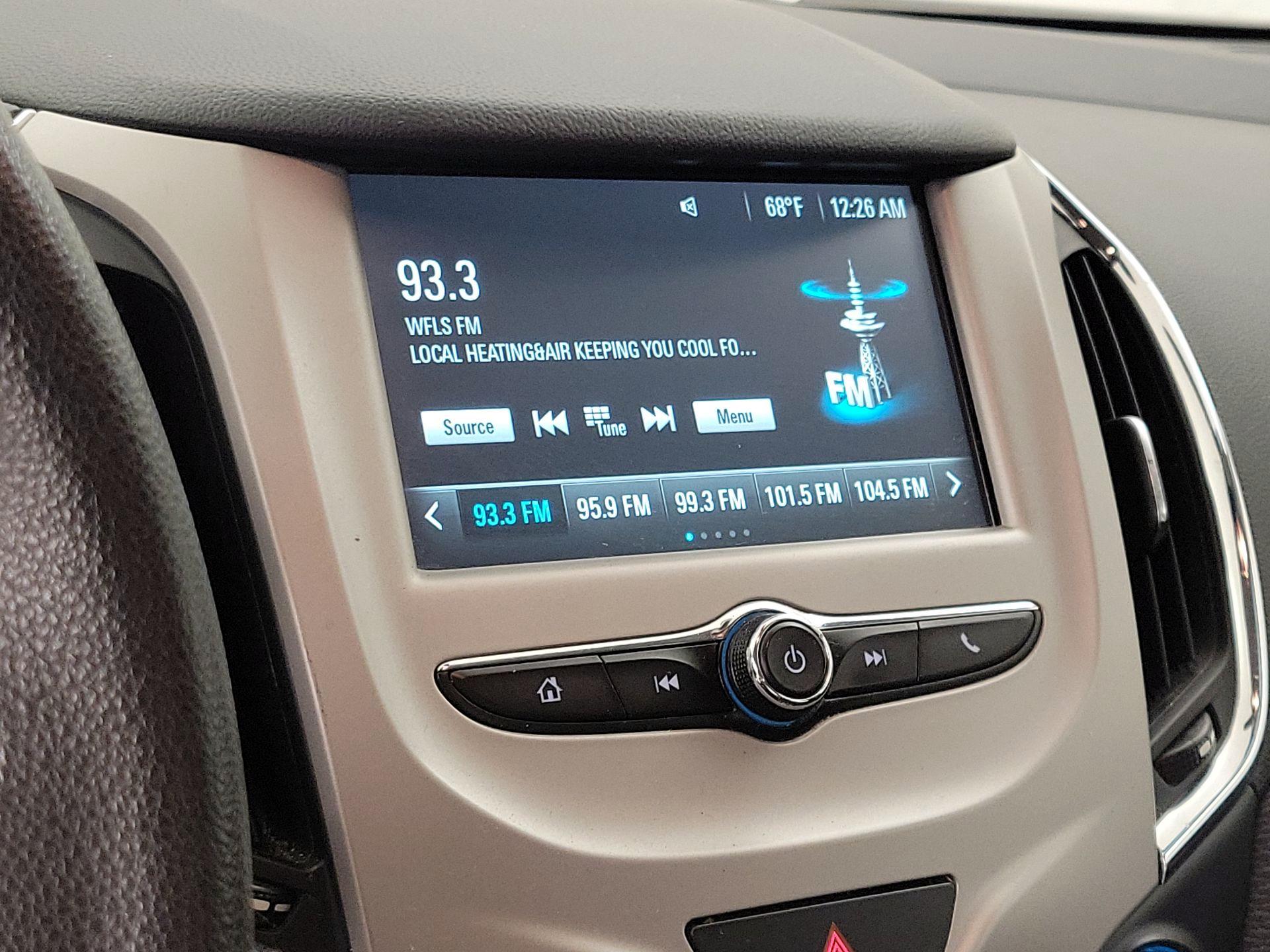 Thumbnail: 2018 Chevrolet Cruze - 15