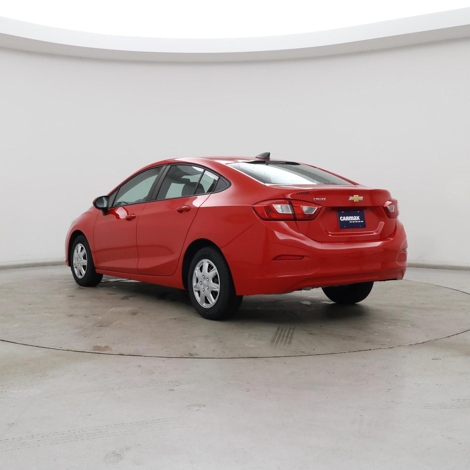 Thumbnail: 2018 Chevrolet Cruze - 2