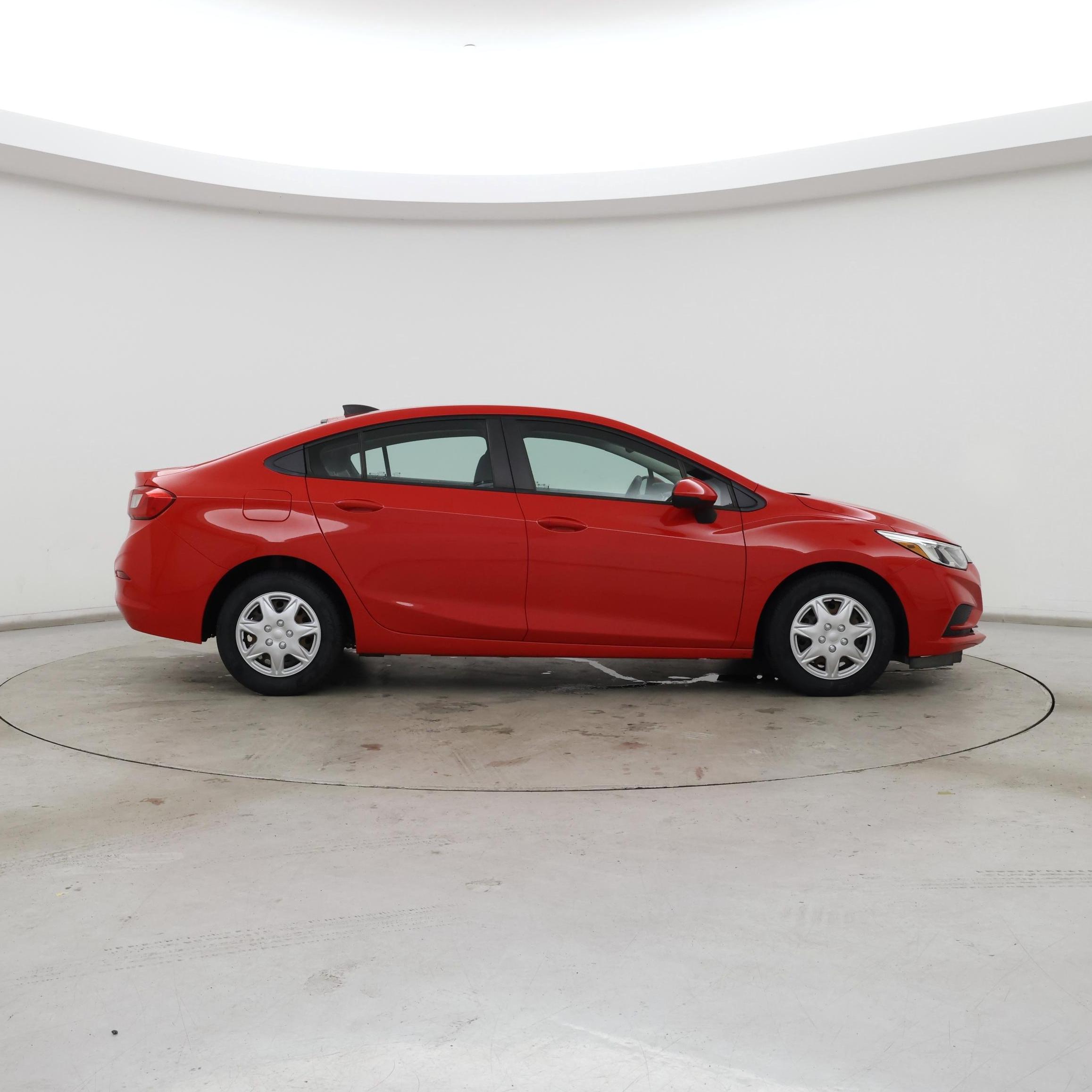 Thumbnail: 2018 Chevrolet Cruze - 7