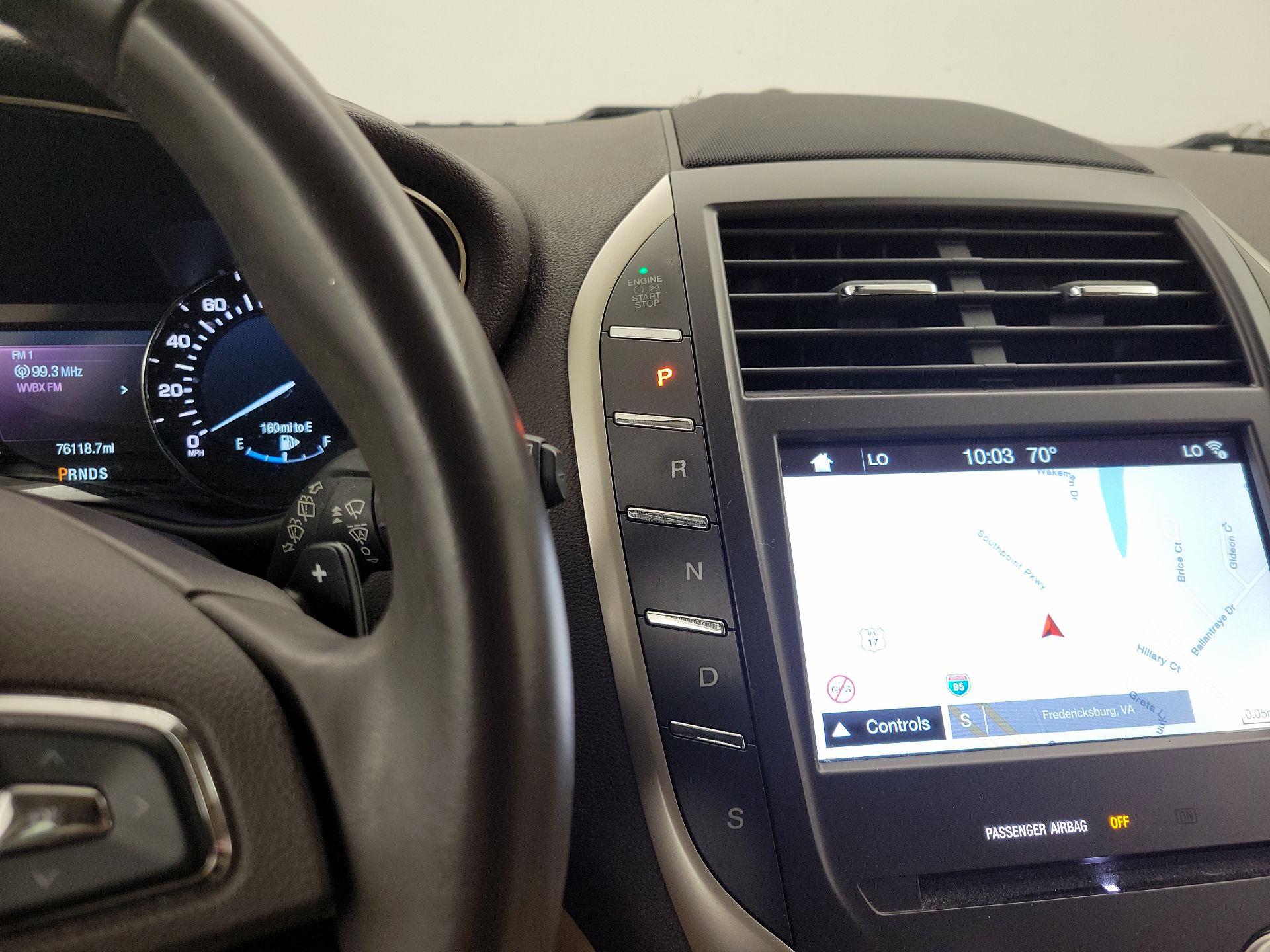 Thumbnail: 2016 Lincoln MKC - 18