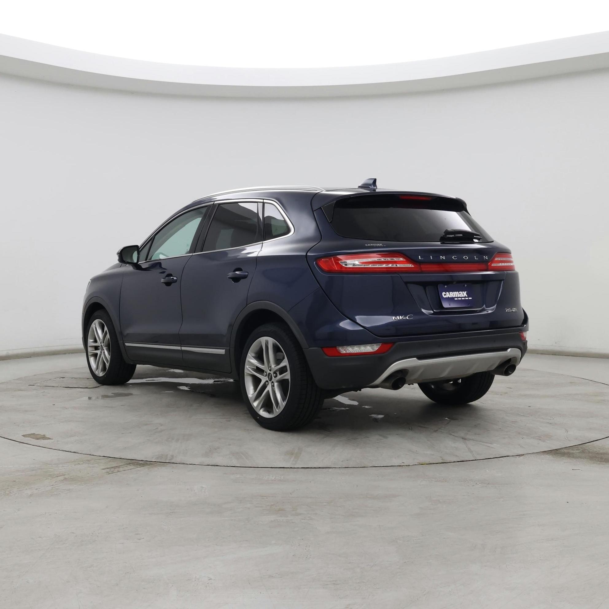 Thumbnail: 2016 Lincoln MKC - 2