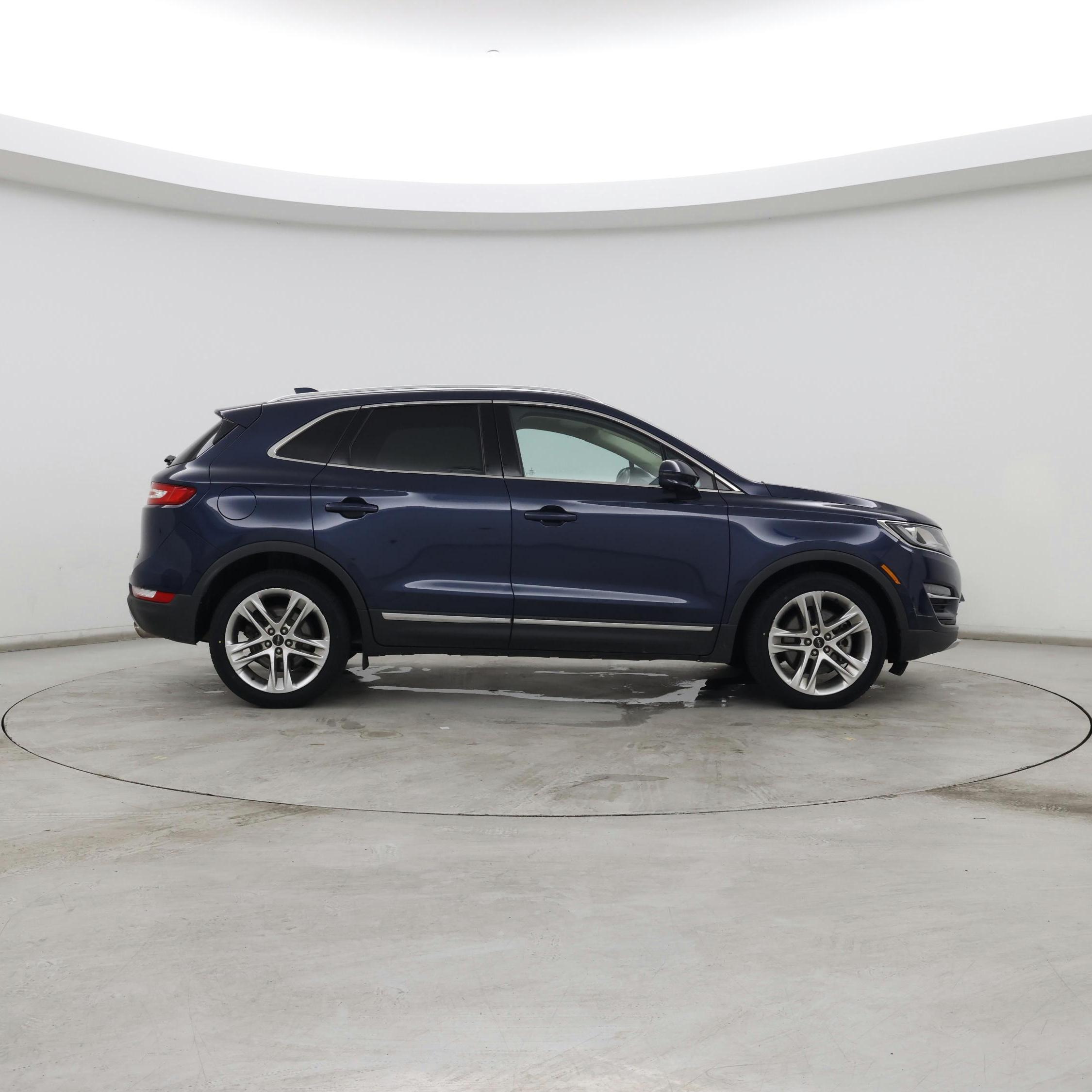 Thumbnail: 2016 Lincoln MKC - 7