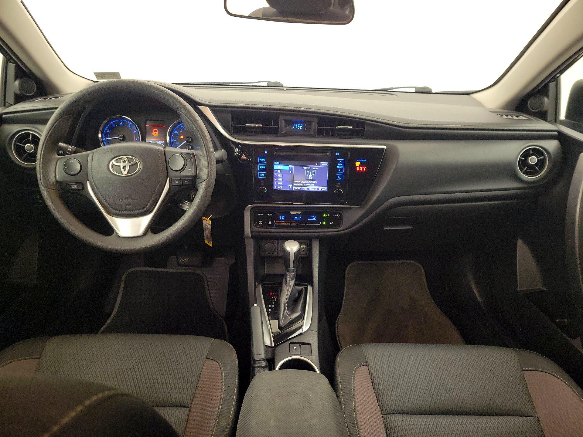 Thumbnail: 2018 Toyota Corolla - 9