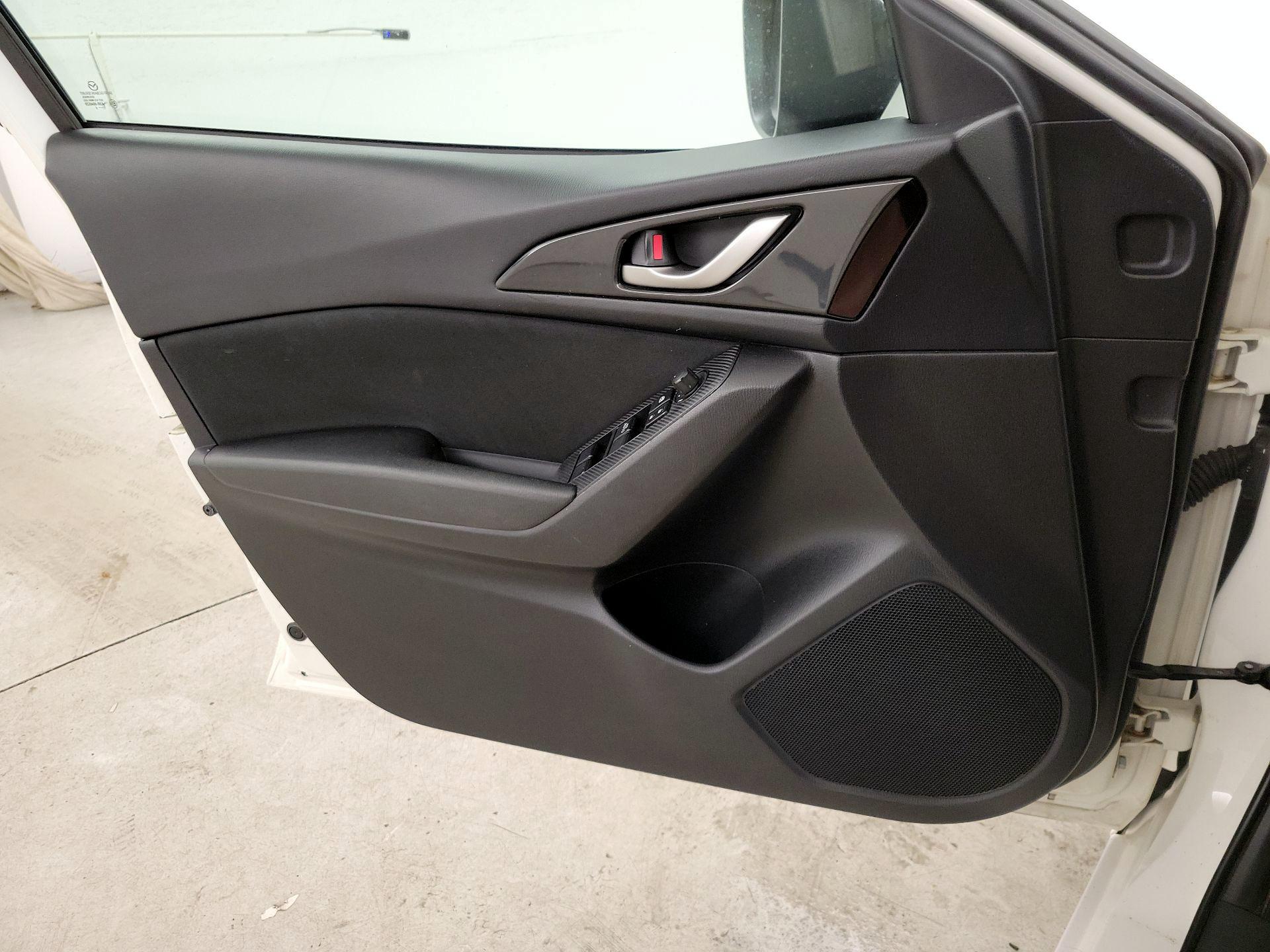 Thumbnail: 2014 Mazda Mazda3 - 12