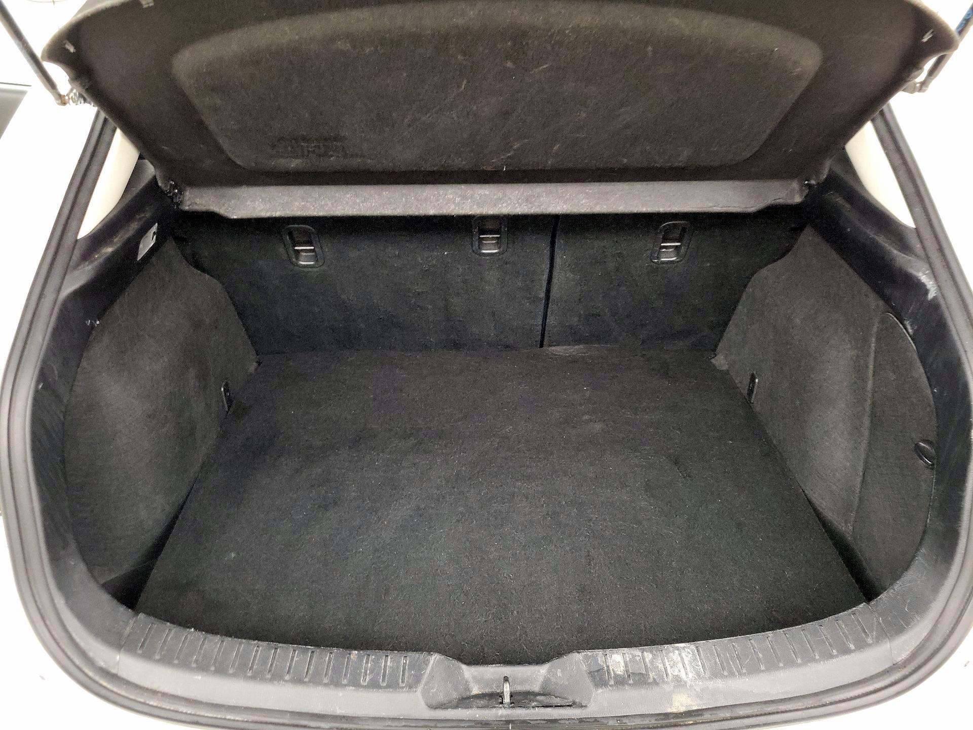 Thumbnail: 2014 Mazda Mazda3 - 19