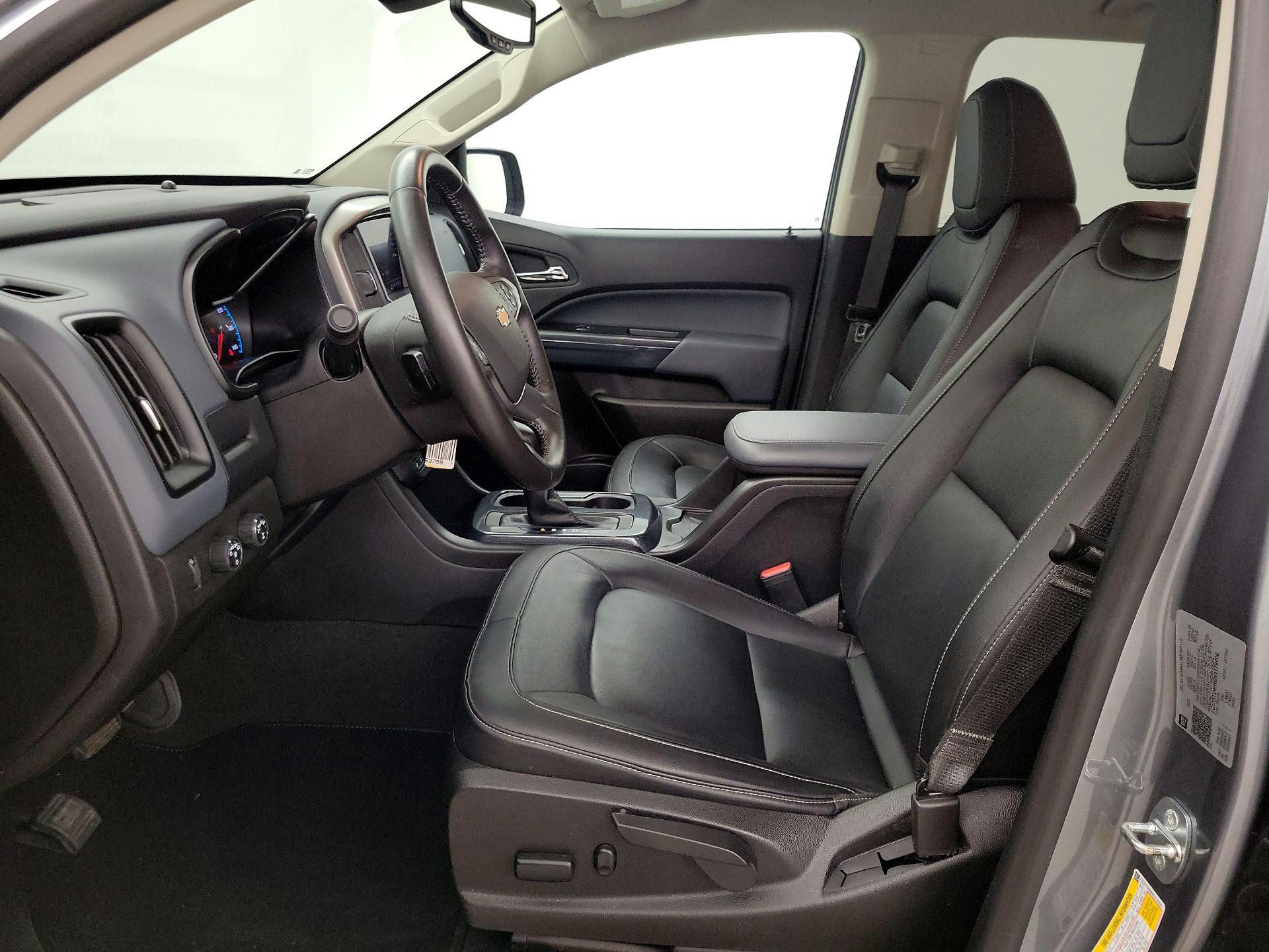 Thumbnail: 2022 Chevrolet Colorado - 11