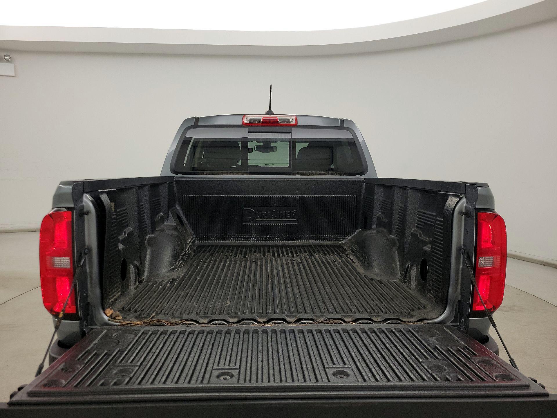 Thumbnail: 2022 Chevrolet Colorado - 20
