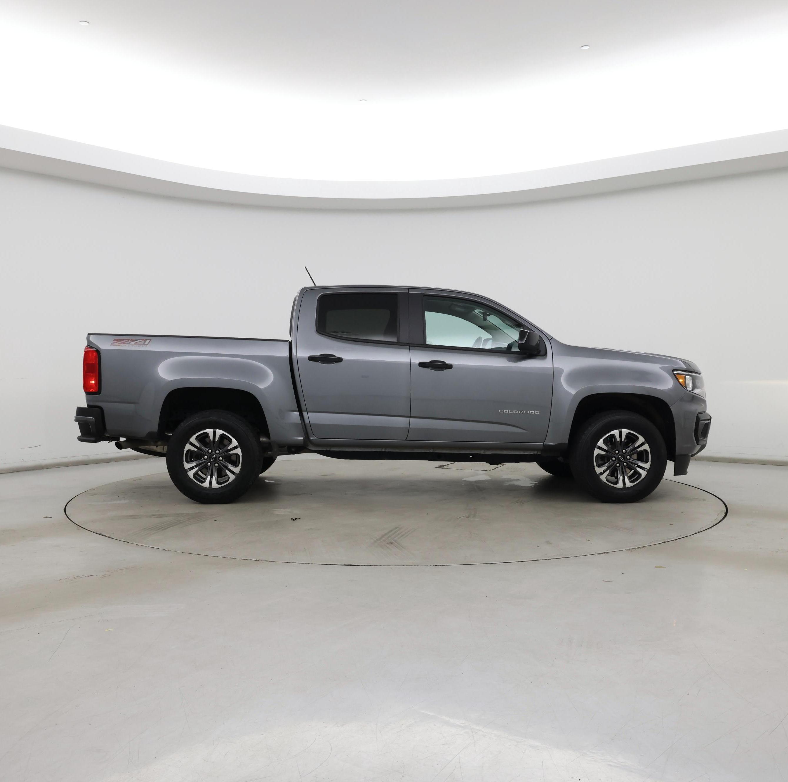 Thumbnail: 2022 Chevrolet Colorado - 7