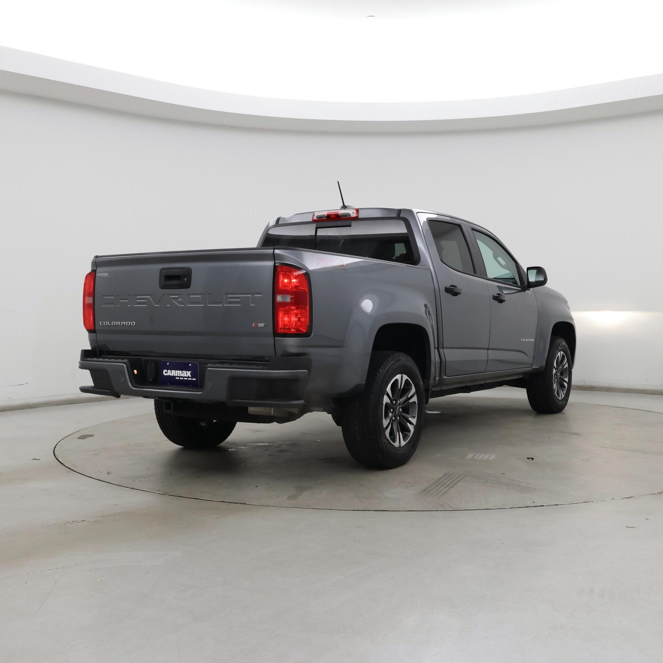 Thumbnail: 2022 Chevrolet Colorado - 8