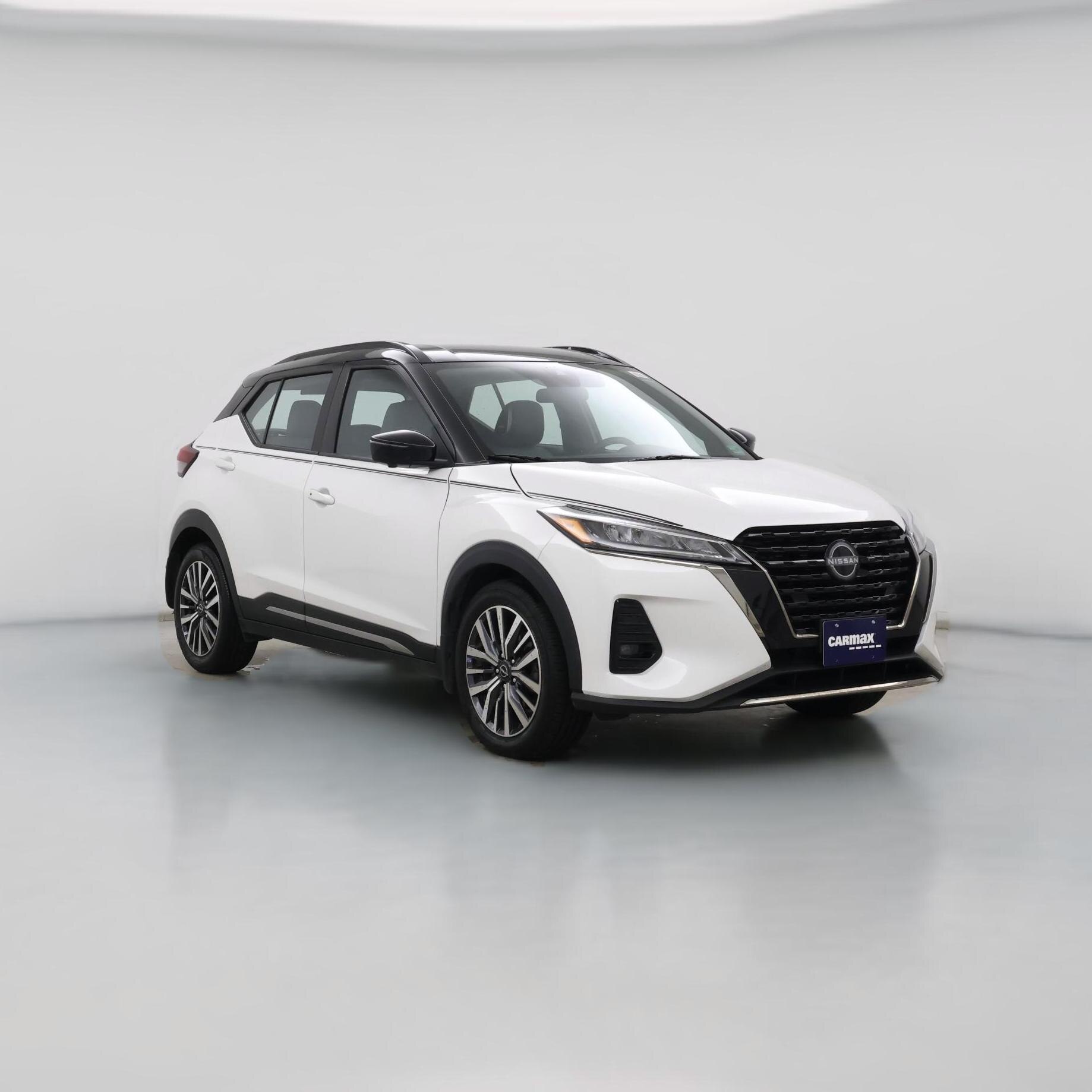 Thumbnail: 2023 Nissan Kicks - 1