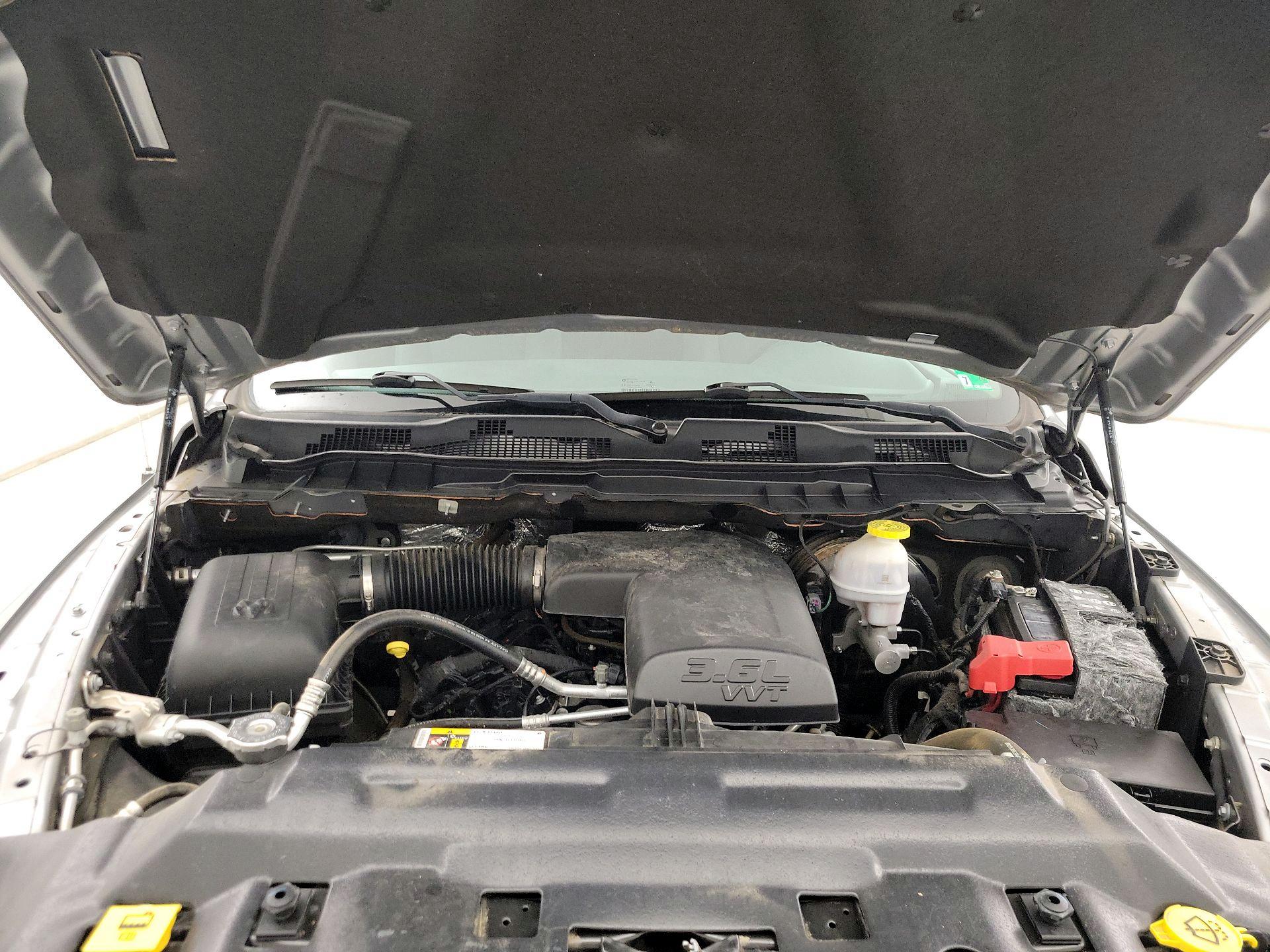 Thumbnail: 2020 RAM 1500 Classic - 19