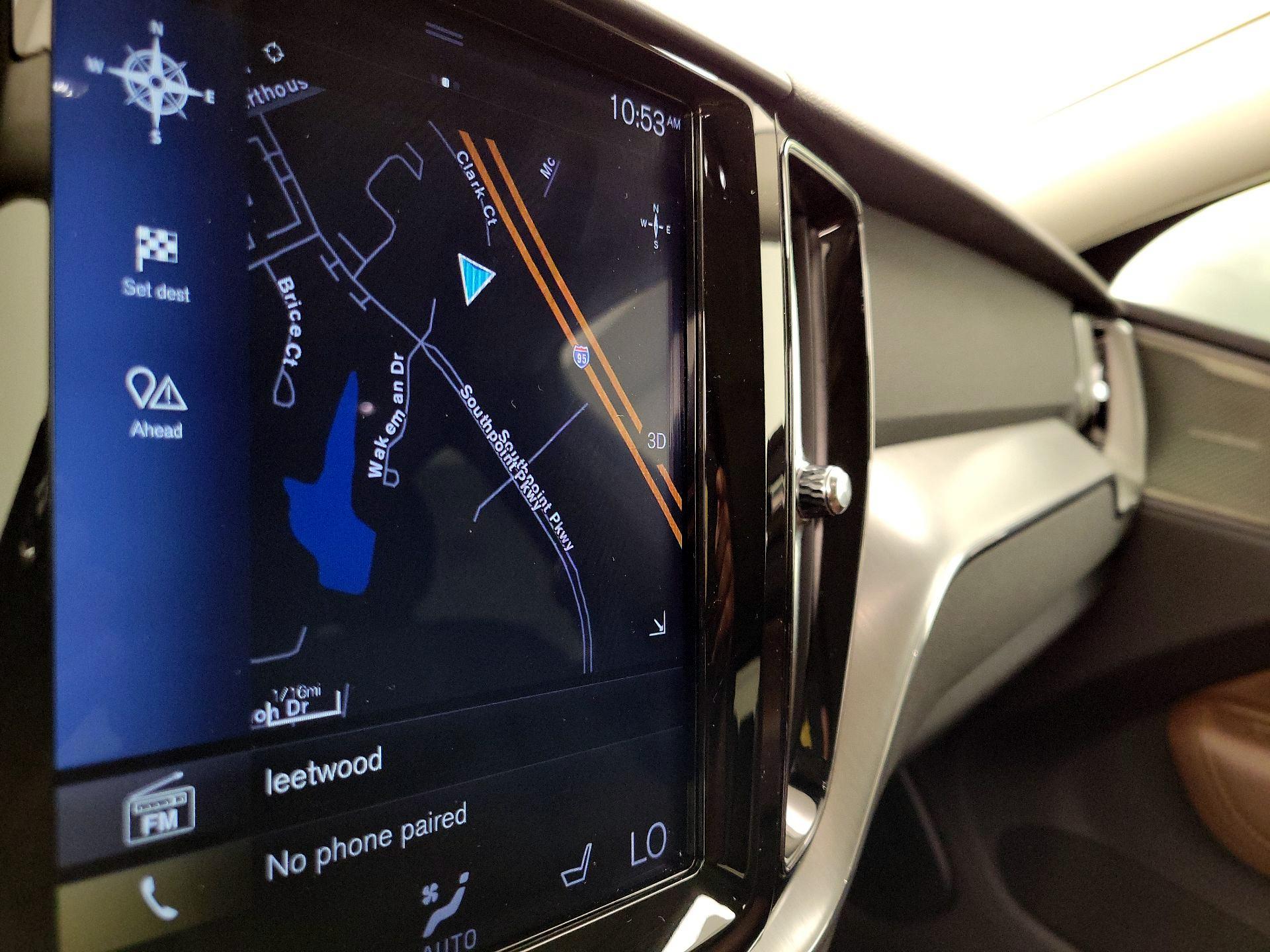 Thumbnail: 2019 Volvo XC60 - 14