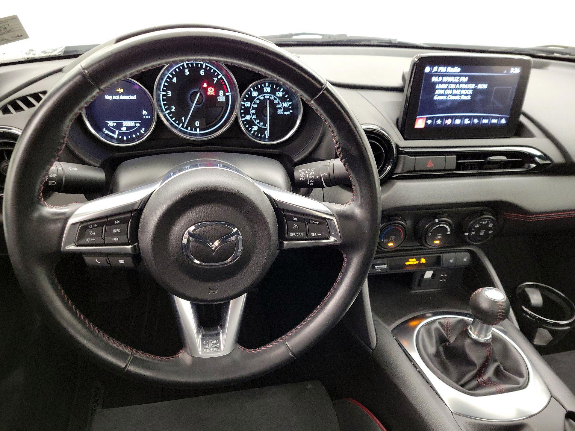 Thumbnail: 2019 Mazda MX-5 Miata - 10