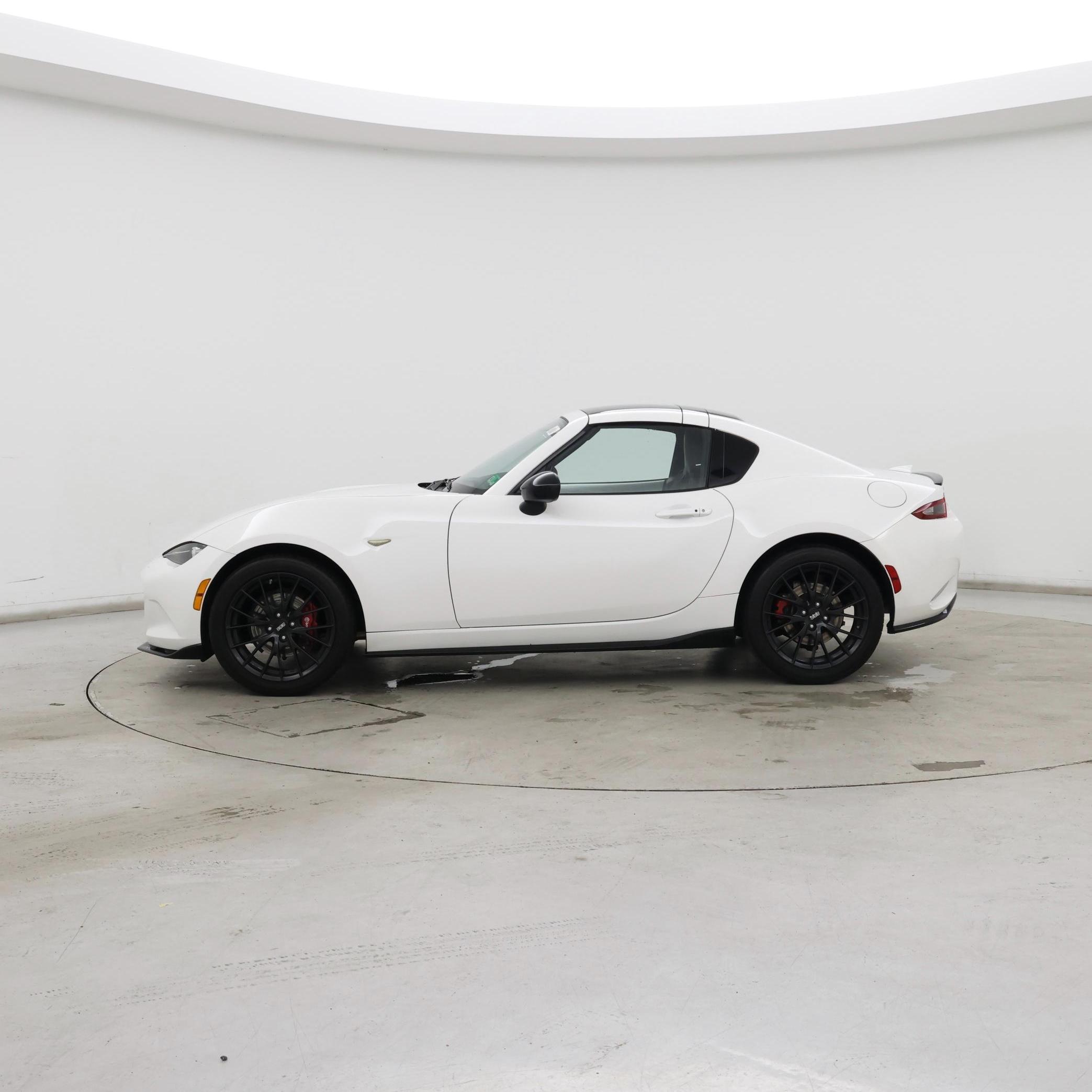 Thumbnail: 2019 Mazda MX-5 Miata - 3