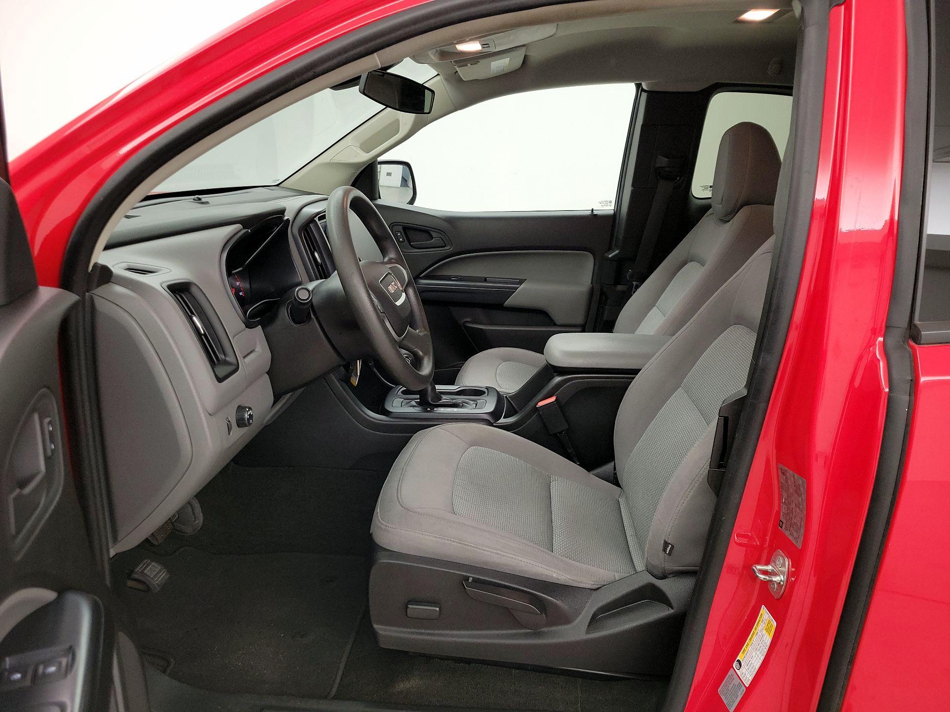 Thumbnail: 2016 GMC Canyon - 11