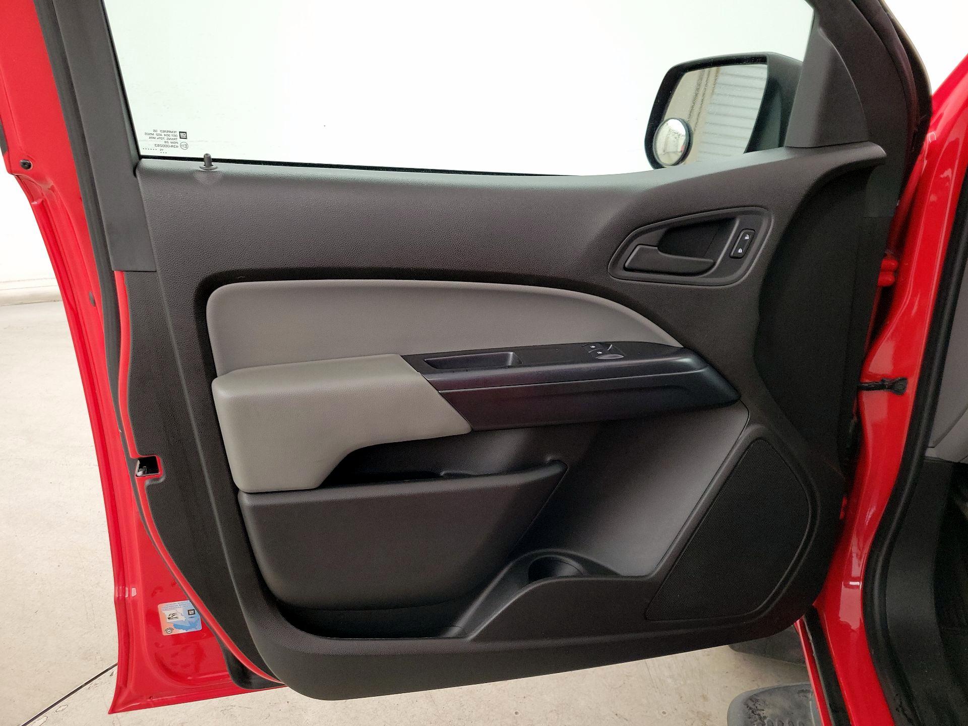 Thumbnail: 2016 GMC Canyon - 12