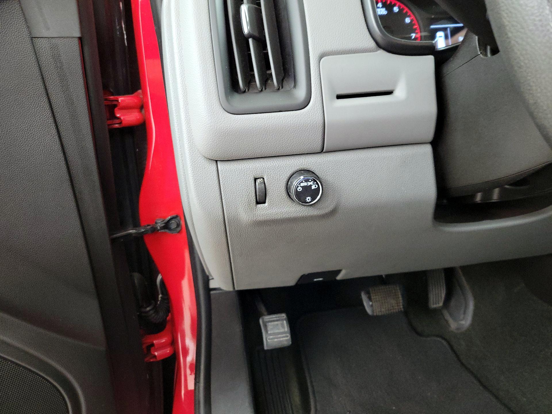 Thumbnail: 2016 GMC Canyon - 13