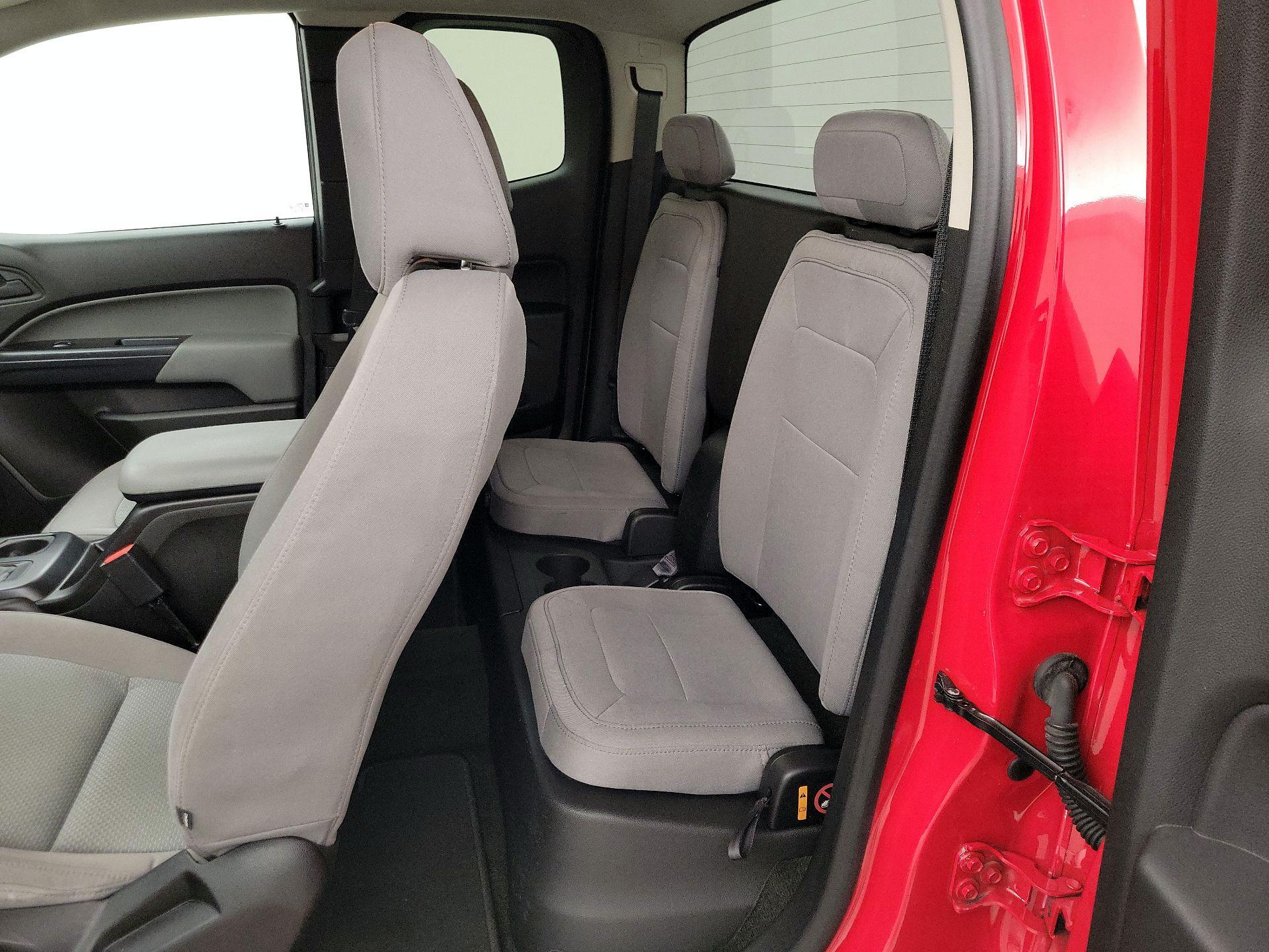 Thumbnail: 2016 GMC Canyon - 19