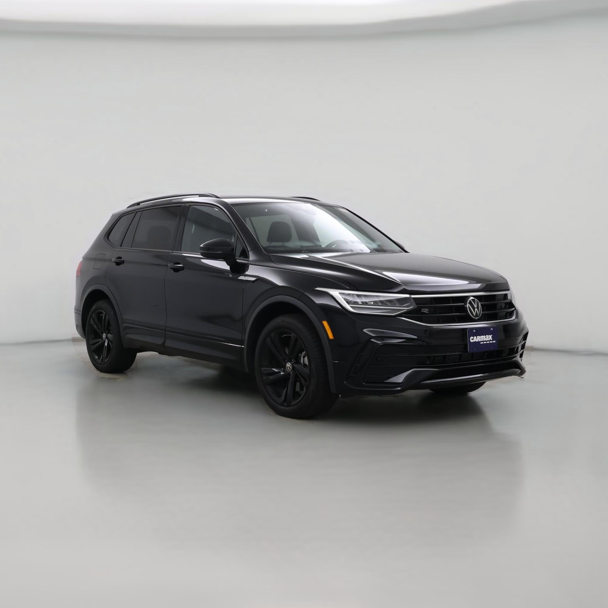 Thumbnail: 2023 Volkswagen Tiguan - 1