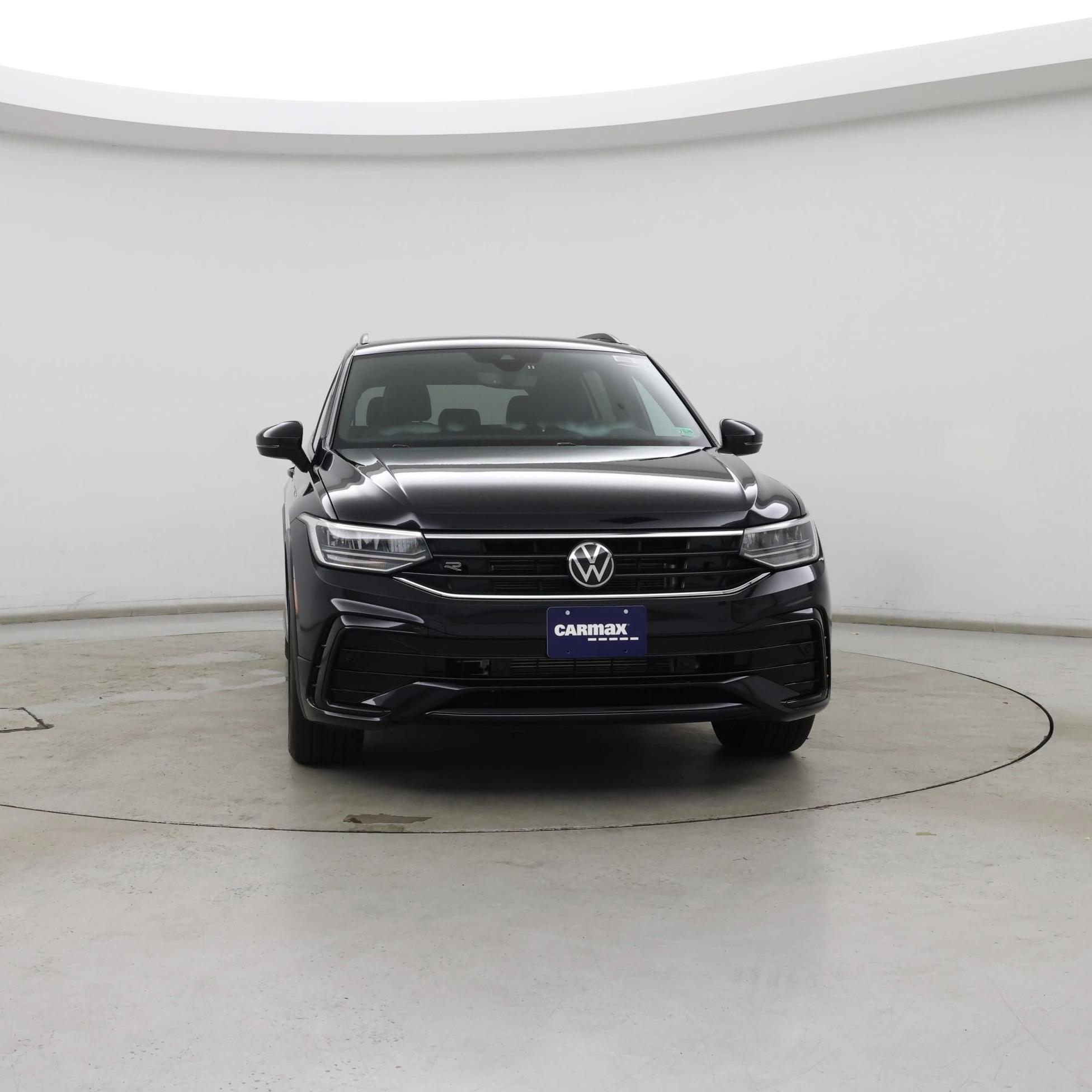 Thumbnail: 2023 Volkswagen Tiguan - 5