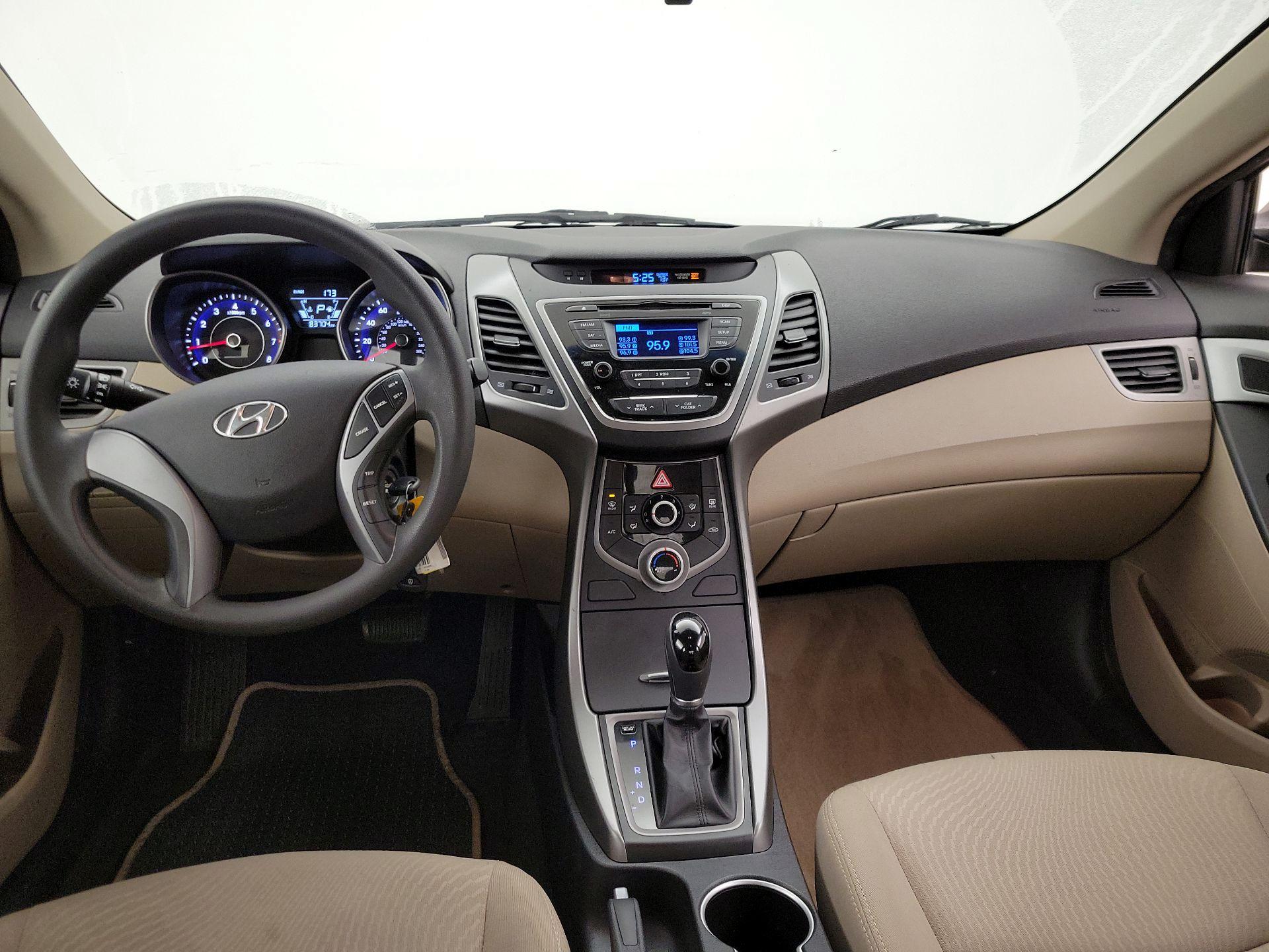 Thumbnail: 2016 Hyundai Elantra - 9