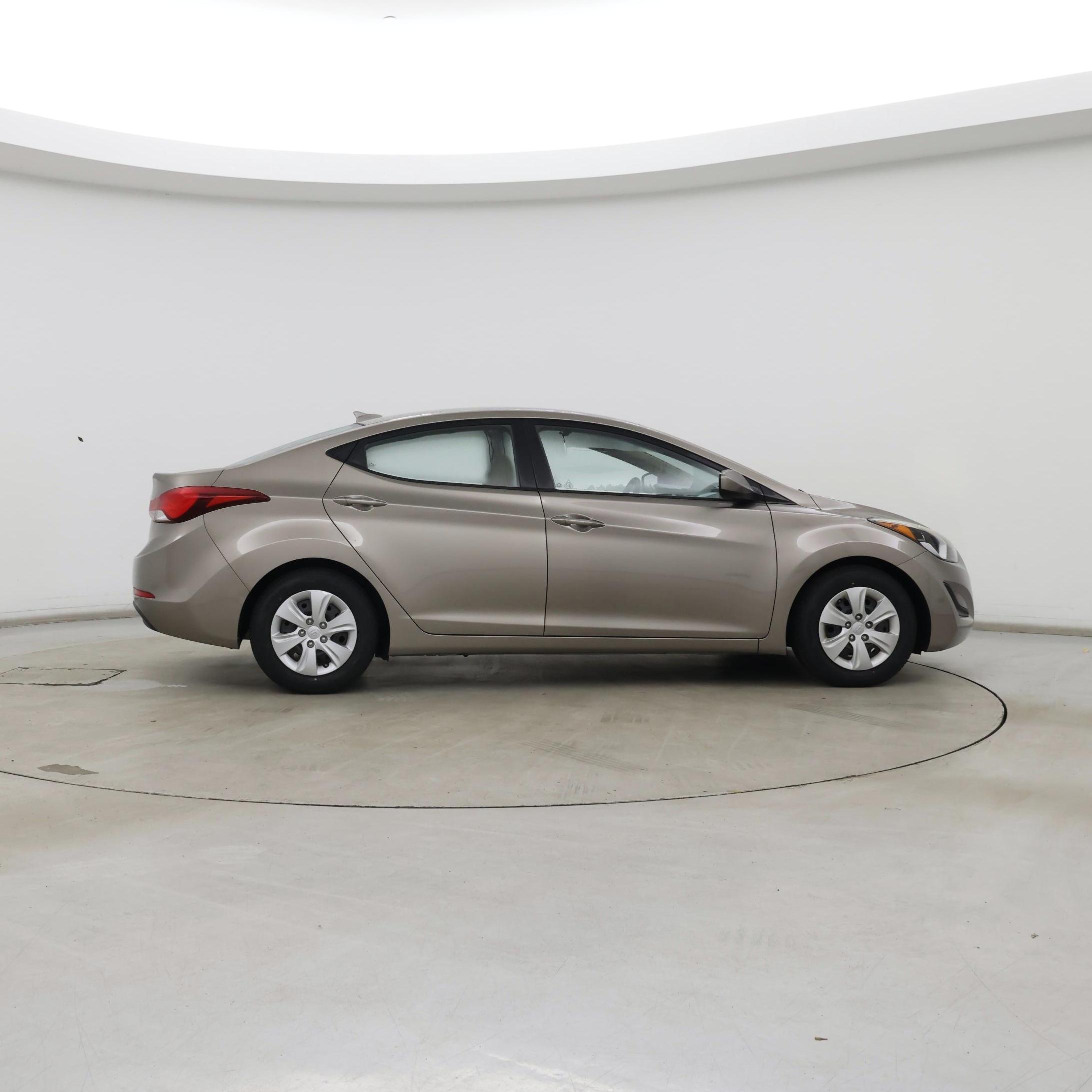 Thumbnail: 2016 Hyundai Elantra - 7