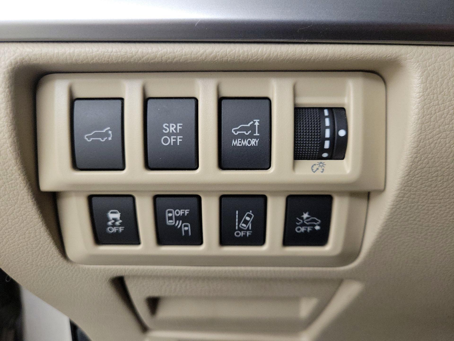 Thumbnail: 2017 Subaru Outback - 13