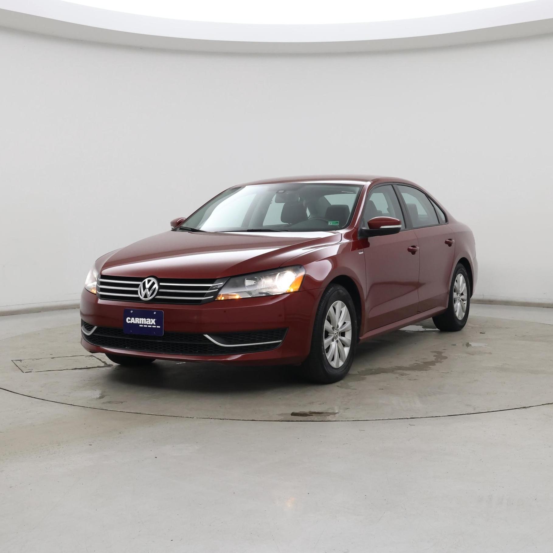 Thumbnail: 2015 Volkswagen Passat - 4