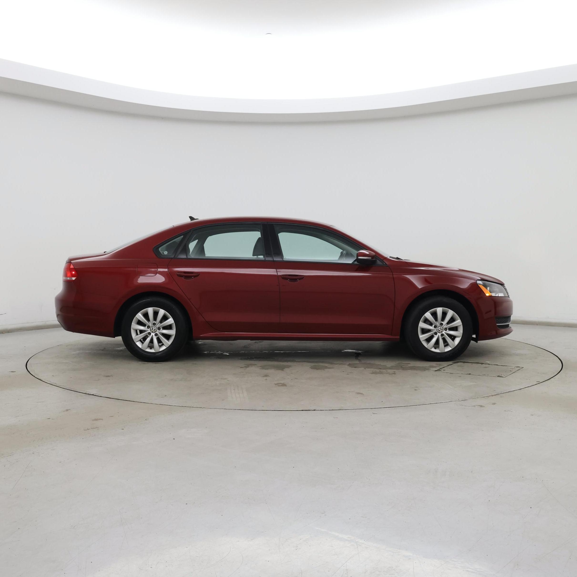 Thumbnail: 2015 Volkswagen Passat - 7