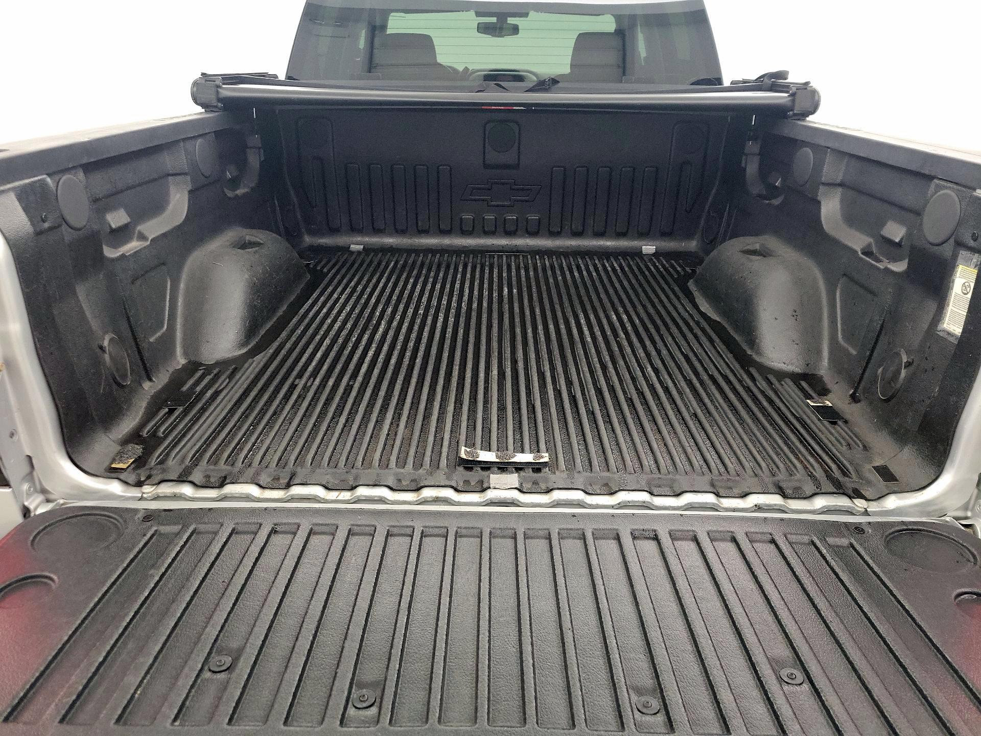 Thumbnail: 2015 Chevrolet Silverado 1500 - 20