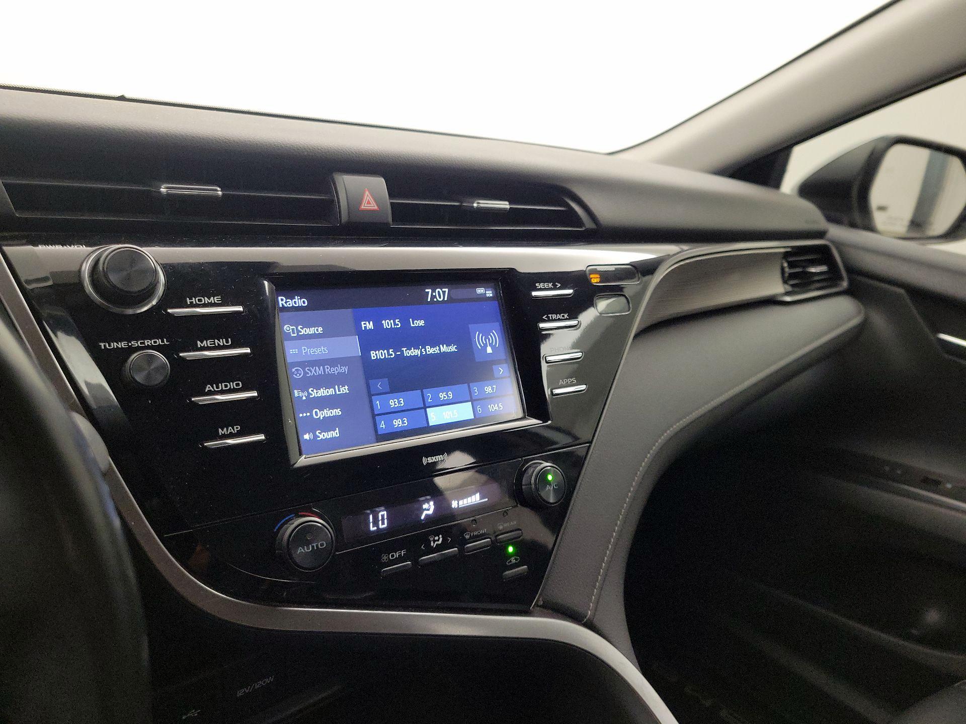 Thumbnail: 2020 Toyota Camry - 15