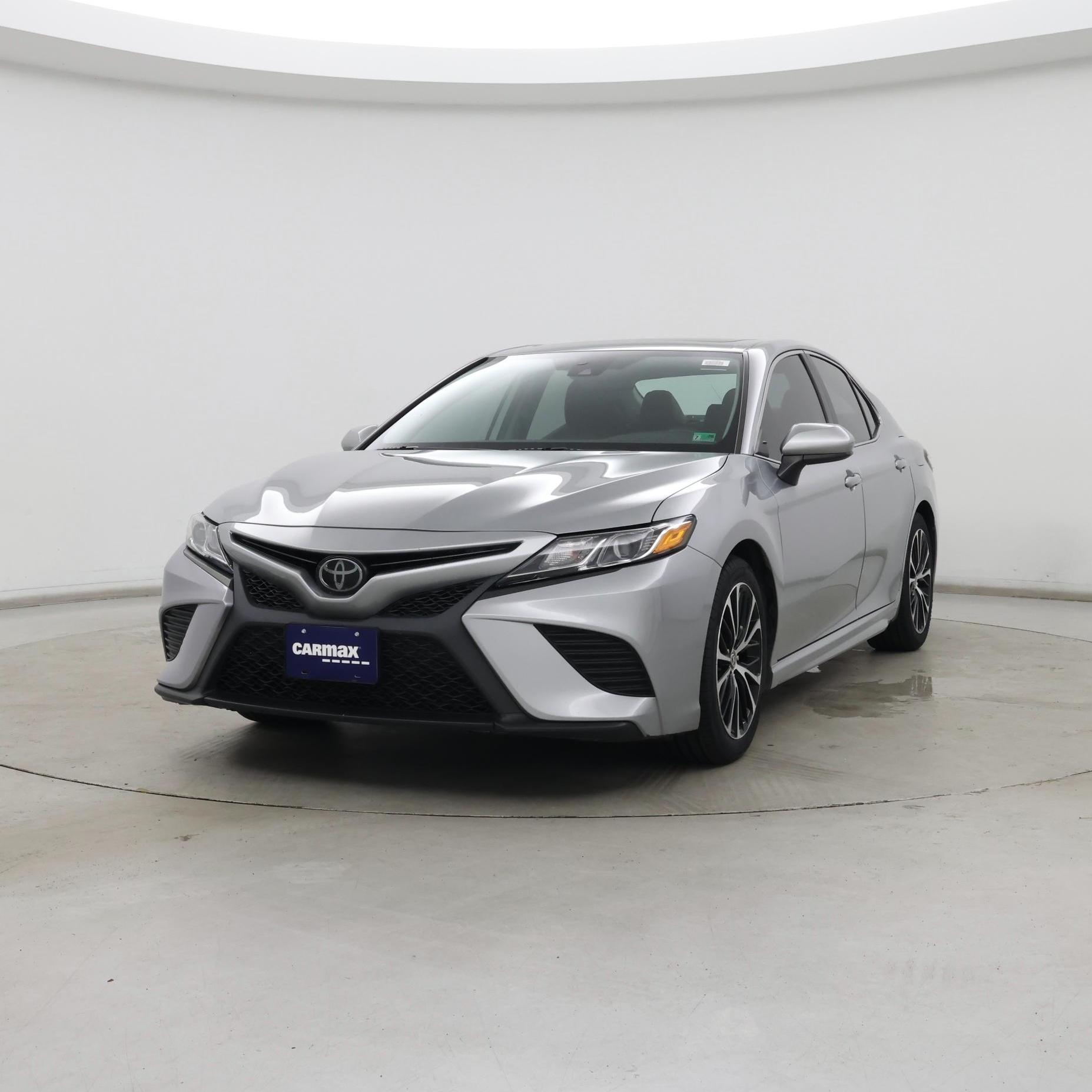 Thumbnail: 2020 Toyota Camry - 4