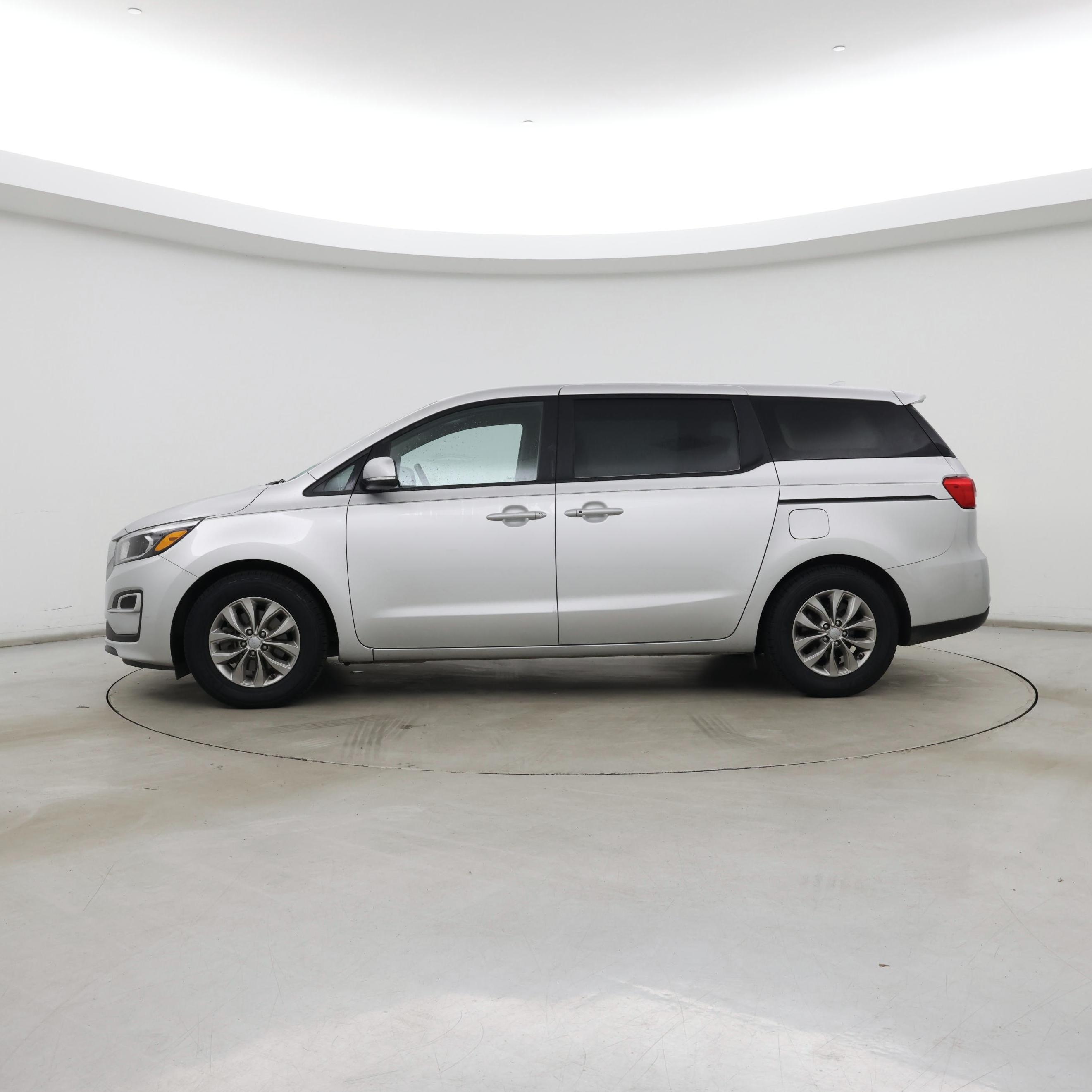 Thumbnail: 2021 Kia Sedona - 3