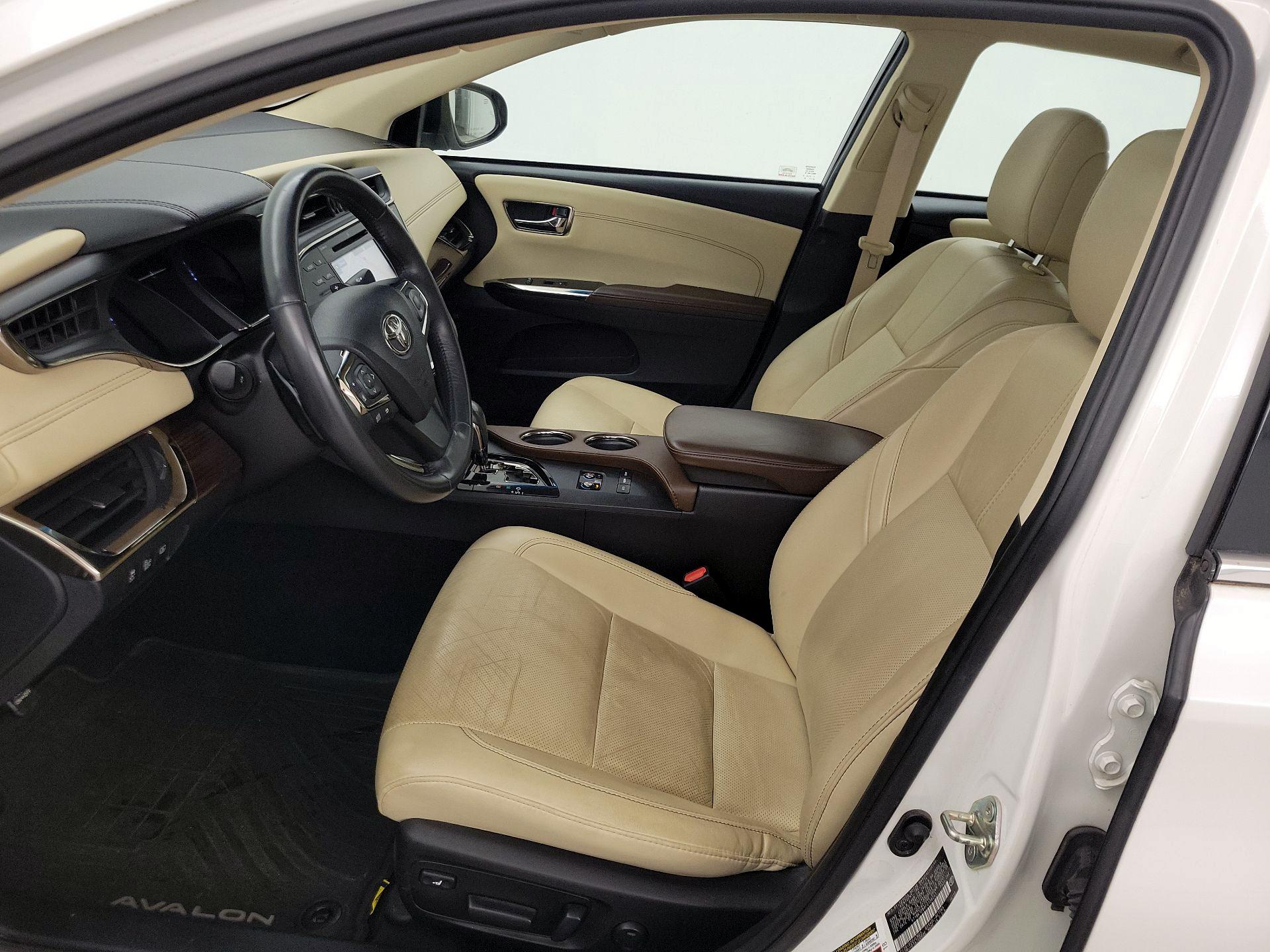 Thumbnail: 2015 Toyota Avalon - 11