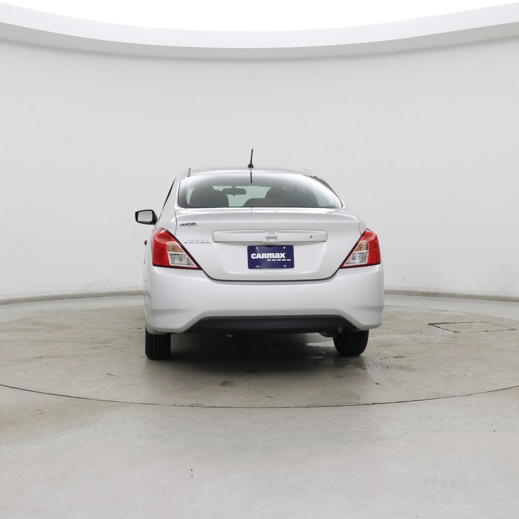 Thumbnail: 2018 Nissan Versa - 6