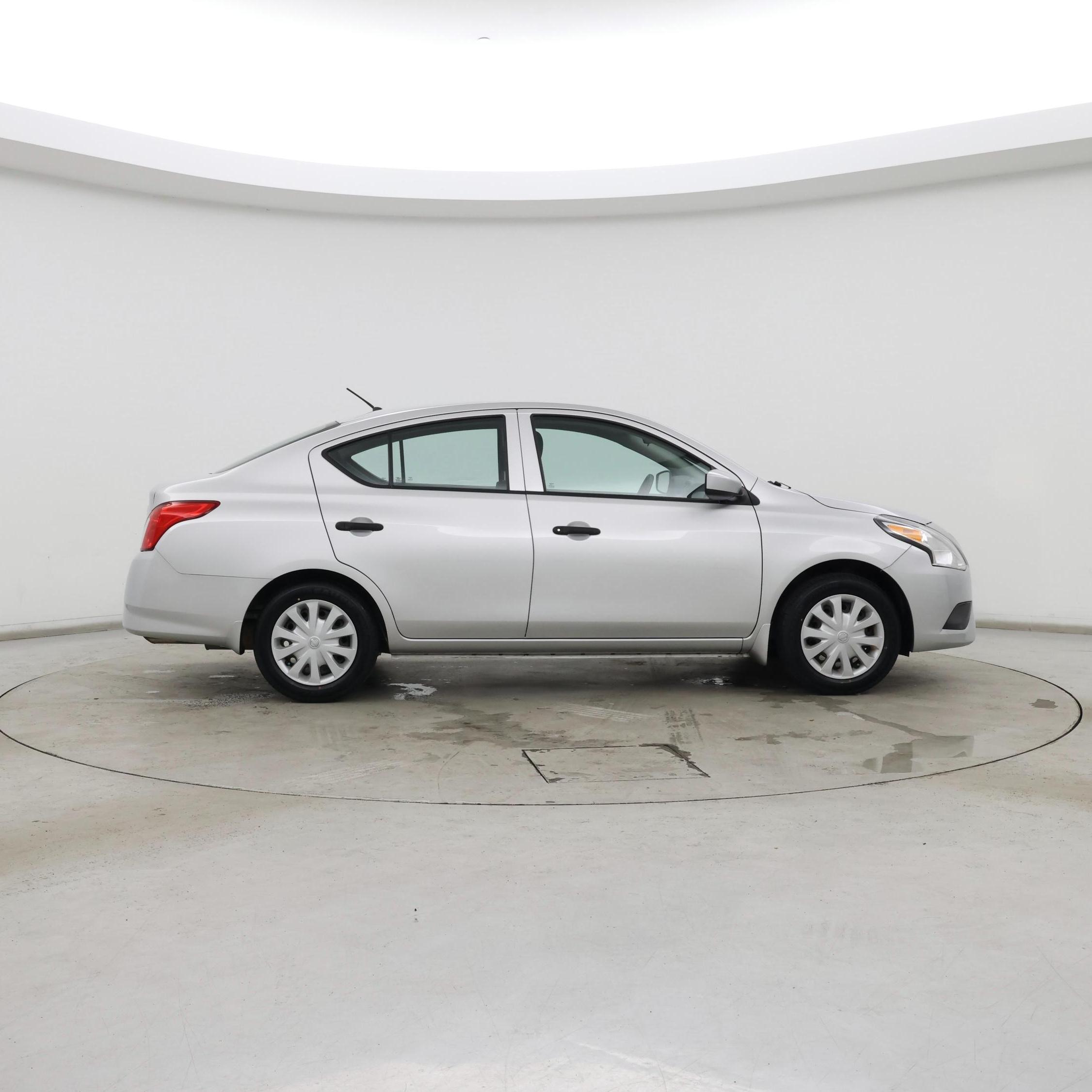 Thumbnail: 2018 Nissan Versa - 7