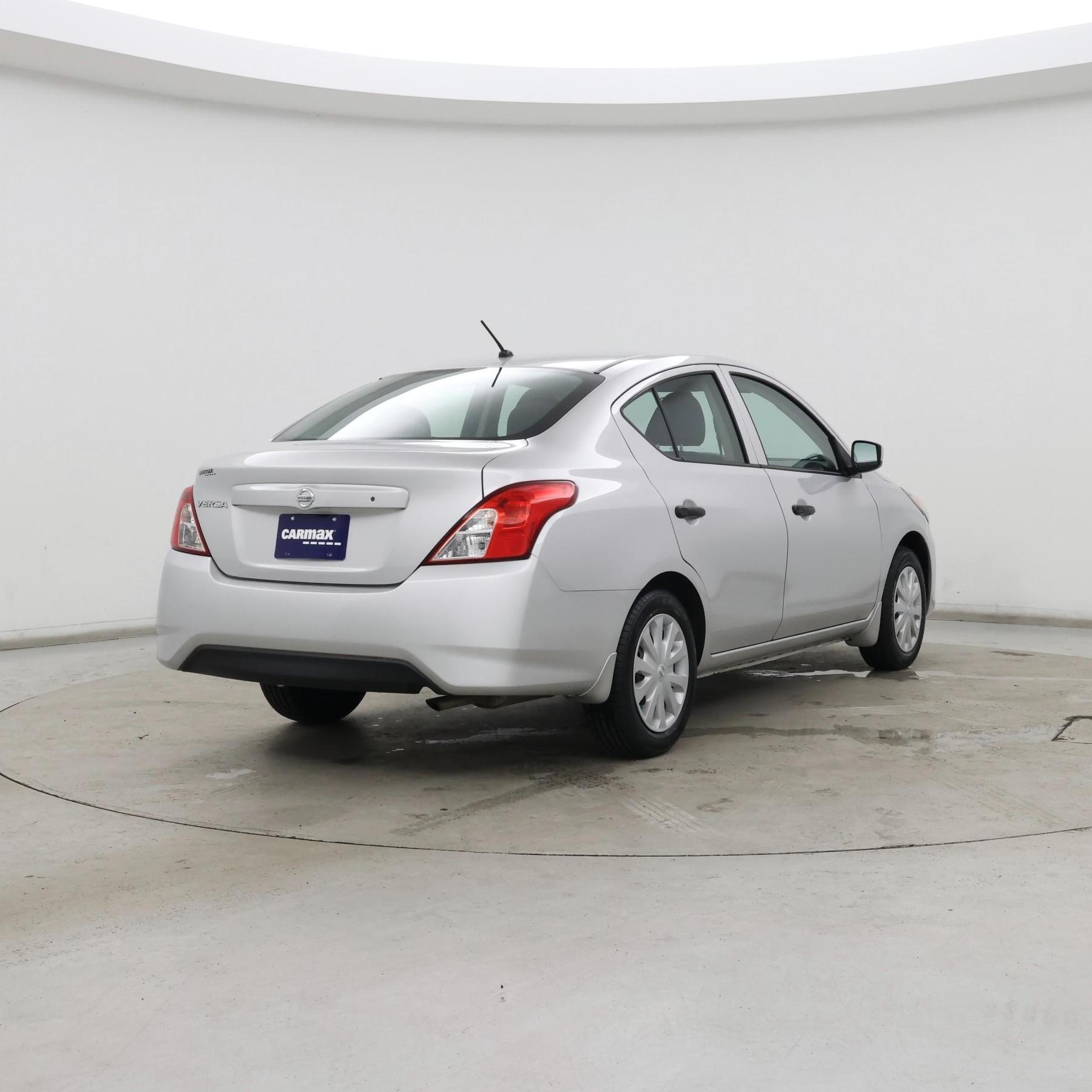 Thumbnail: 2018 Nissan Versa - 8