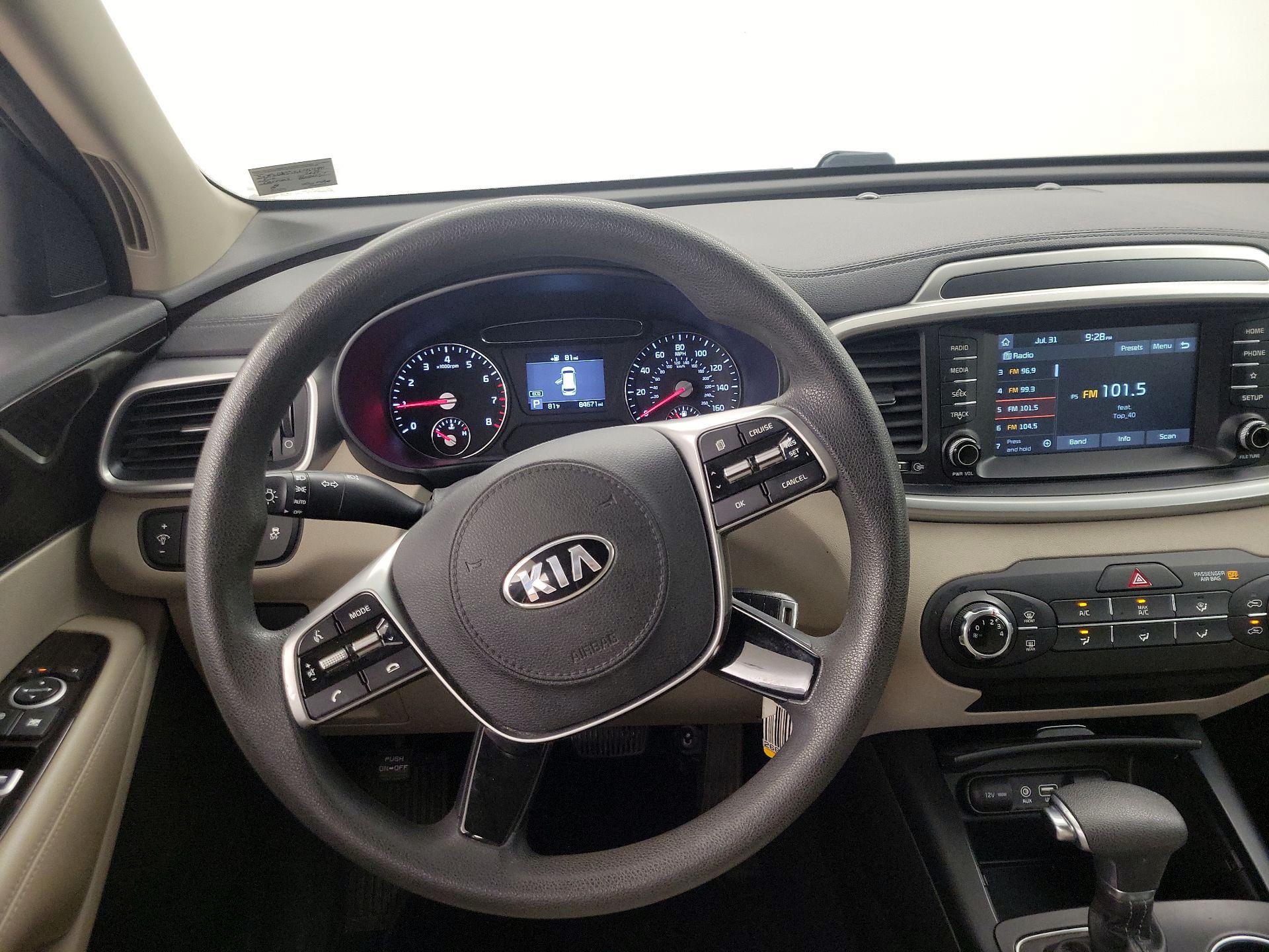 Thumbnail: 2019 Kia Sorento - 10