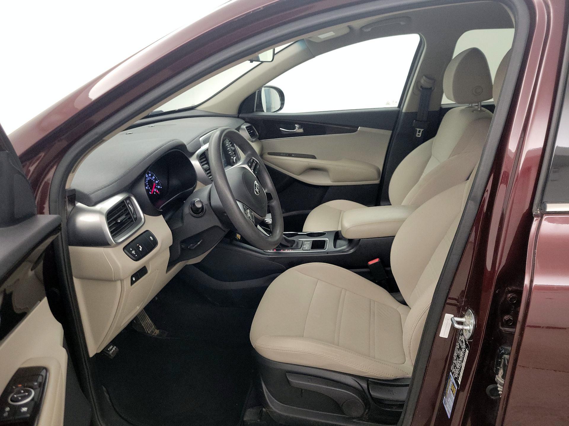 Thumbnail: 2019 Kia Sorento - 11