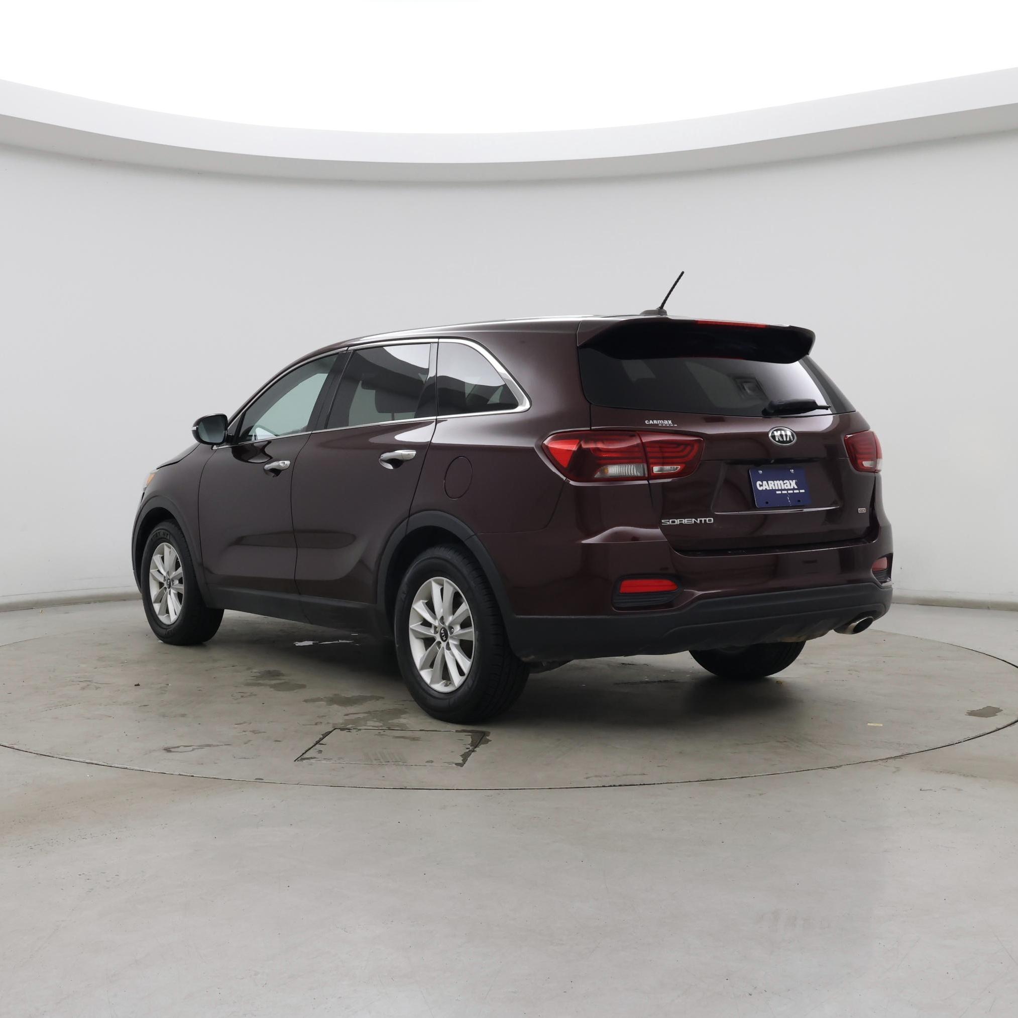 Thumbnail: 2019 Kia Sorento - 2