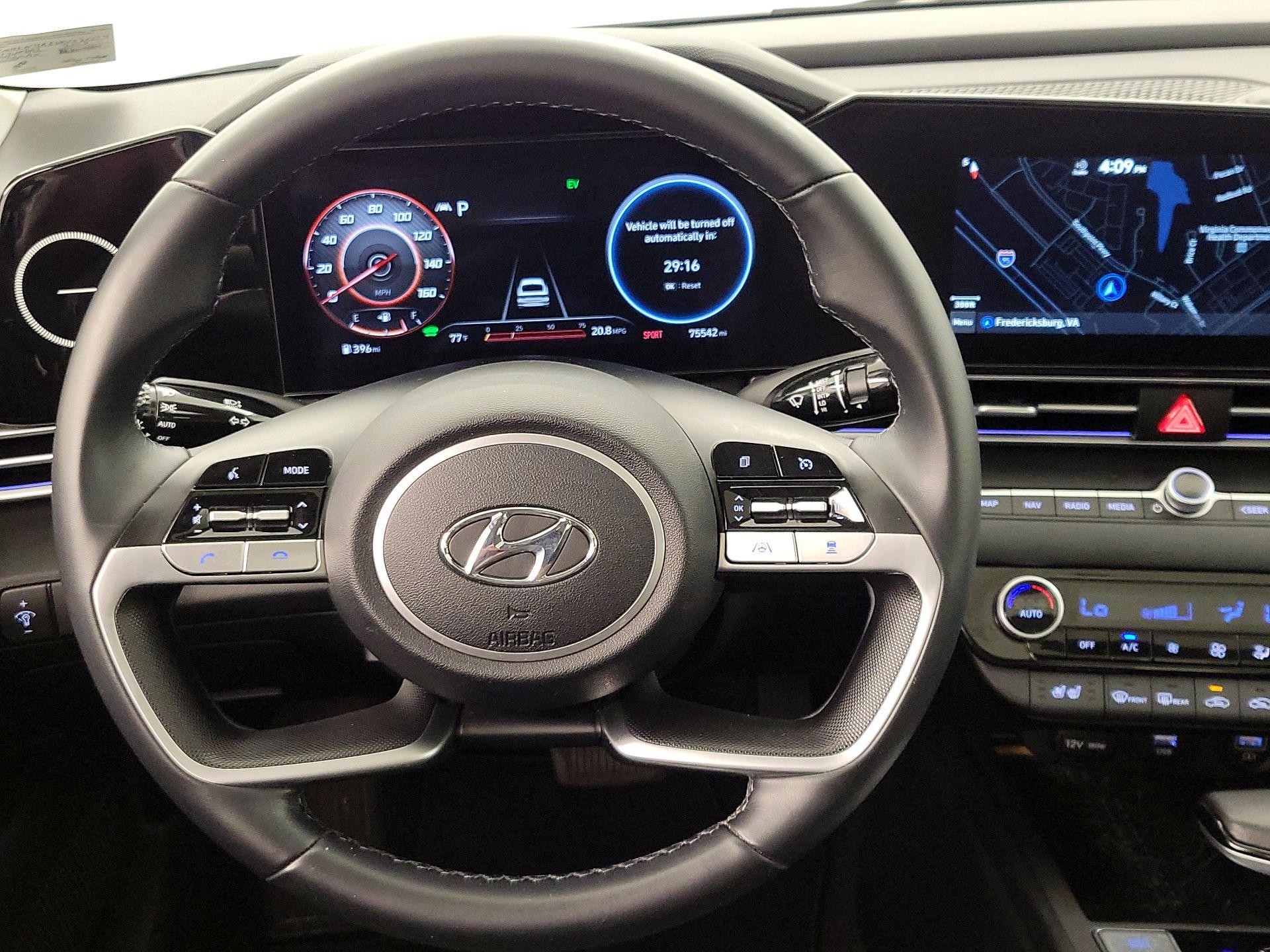 Thumbnail: 2022 Hyundai Elantra - 10