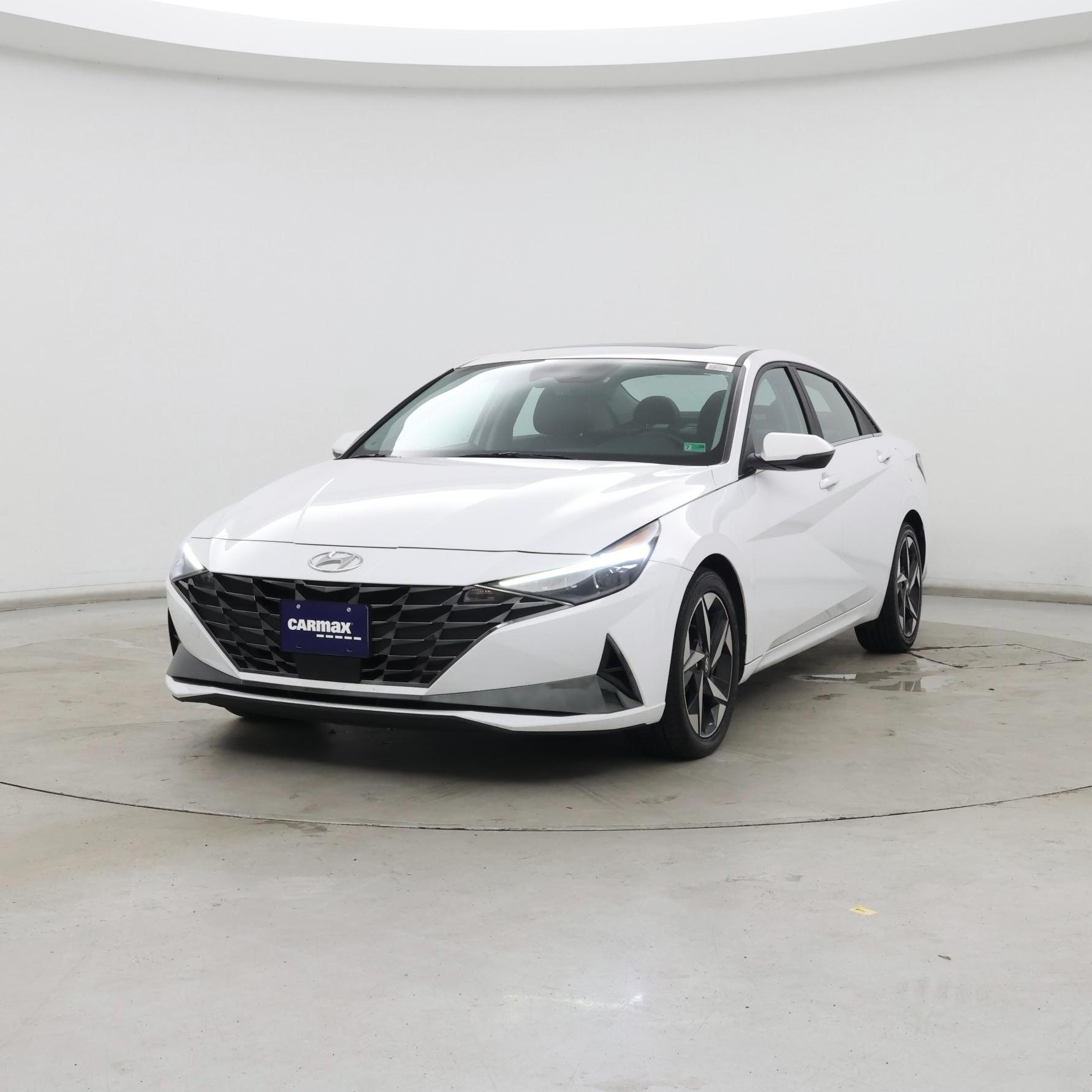 Thumbnail: 2022 Hyundai Elantra - 4