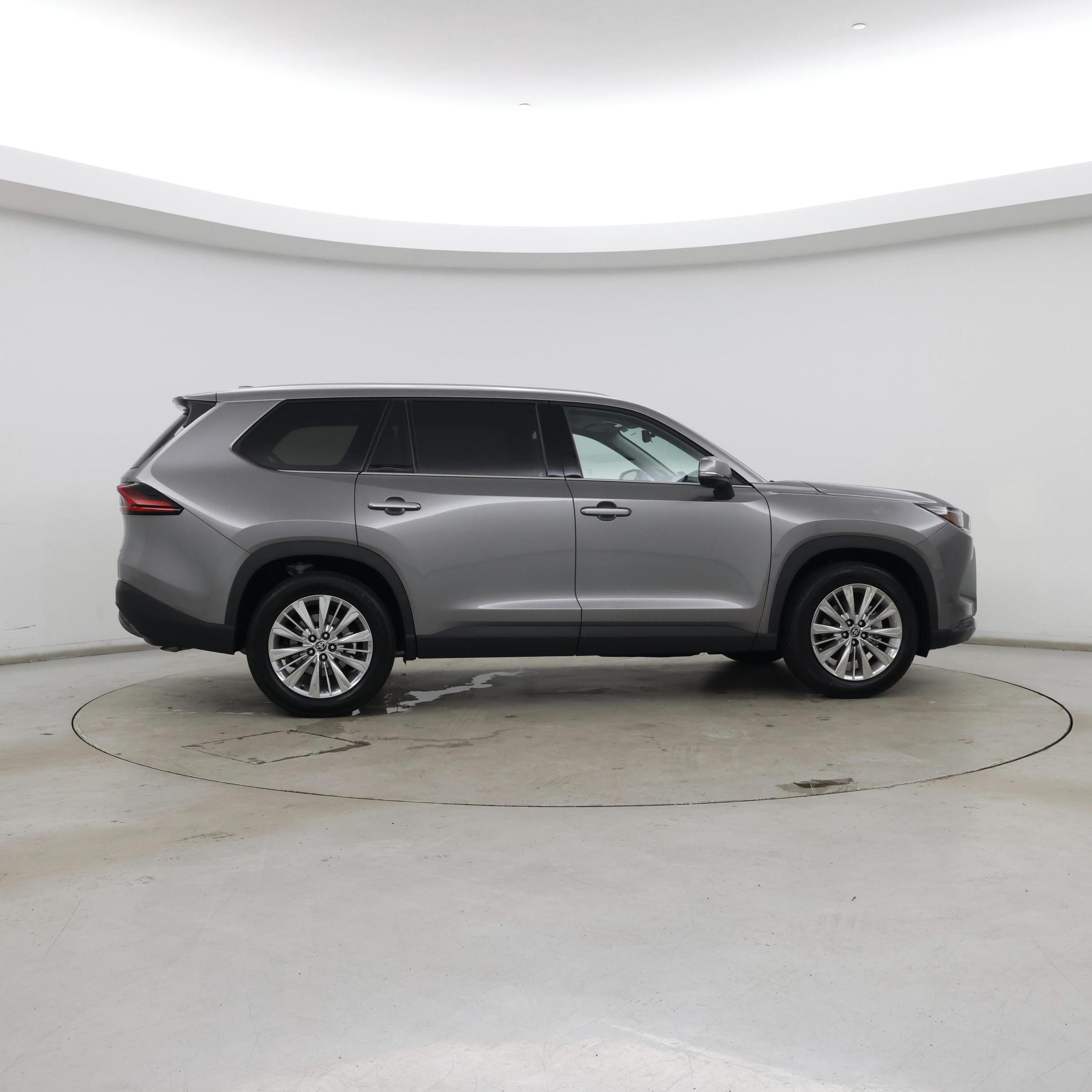 Thumbnail: 2025 Toyota Grand Highlander - 7