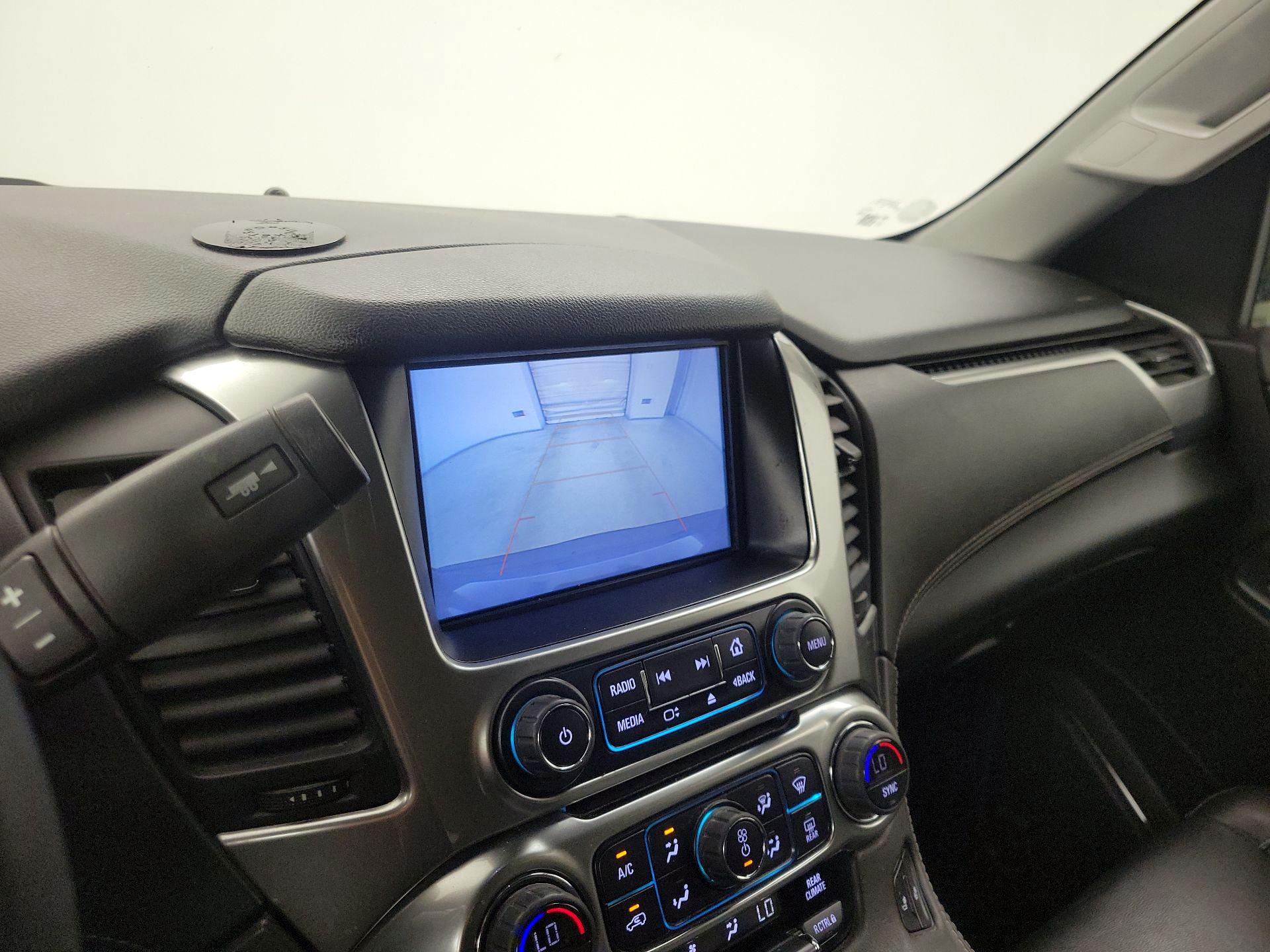 Thumbnail: 2019 Chevrolet Suburban - 15